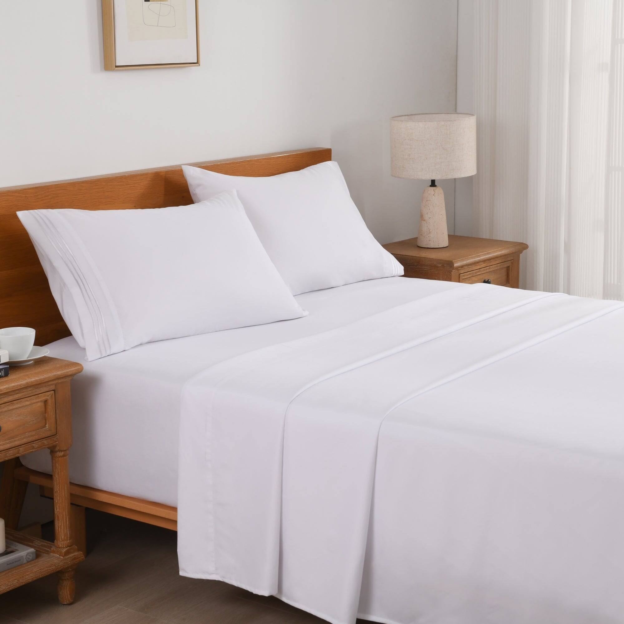 Left. MarCielo - Marcielo 3/4 Pcs Soft Solid & Embroidery Bed Sheets Set - White.