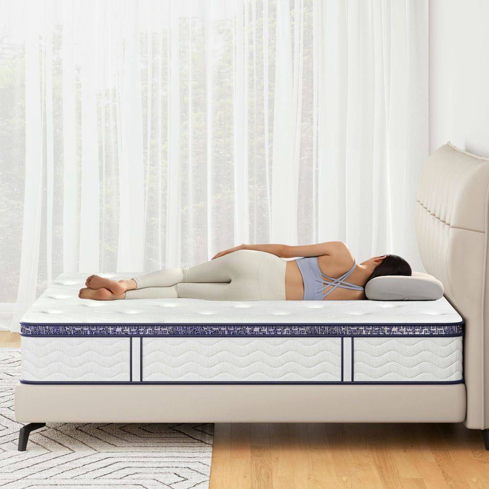 Left. Kadyn - 12 Inch Hybrid Mattress in a Box, Individual Pocket Spring Bed Mattress, Medium Firm Mattress - White.