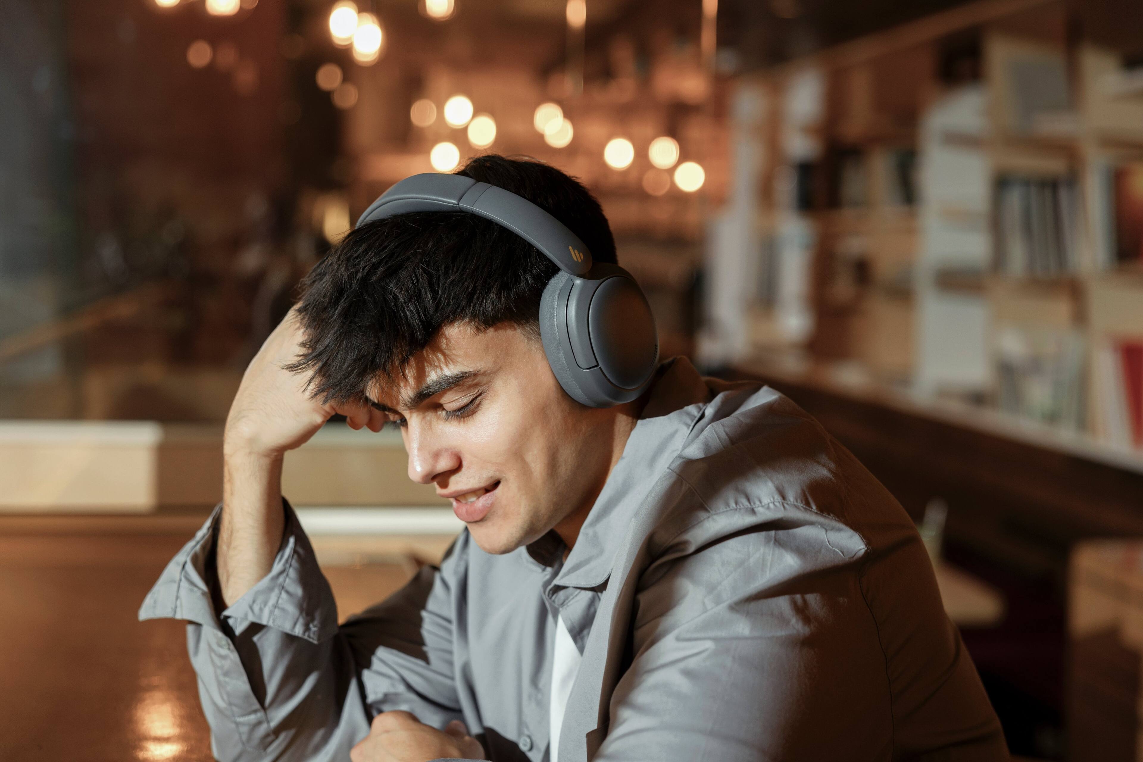 Alt View 7. Edifier - W800BT Pro Wireless Noise Cancellation Over-Ear Headphones, Gray.