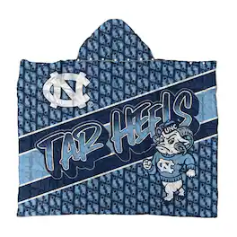 Pegasus - North Carolina Tar Heels 54" x 70" Wearable Hero Cape - Multicolor