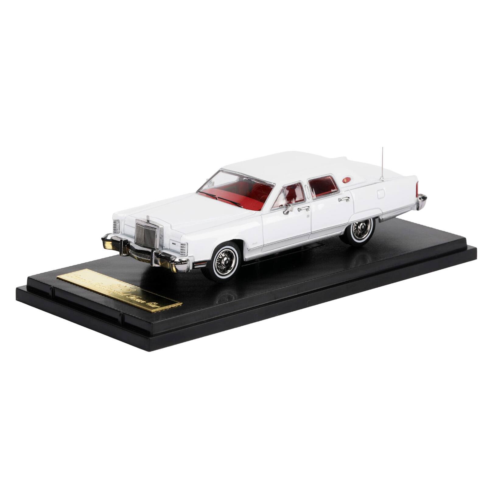 Alt View 3. Sun Star - 1979 Lincoln Continental Town Car White with Red Interior 1/64 Diecast Model Car by Sun Star.