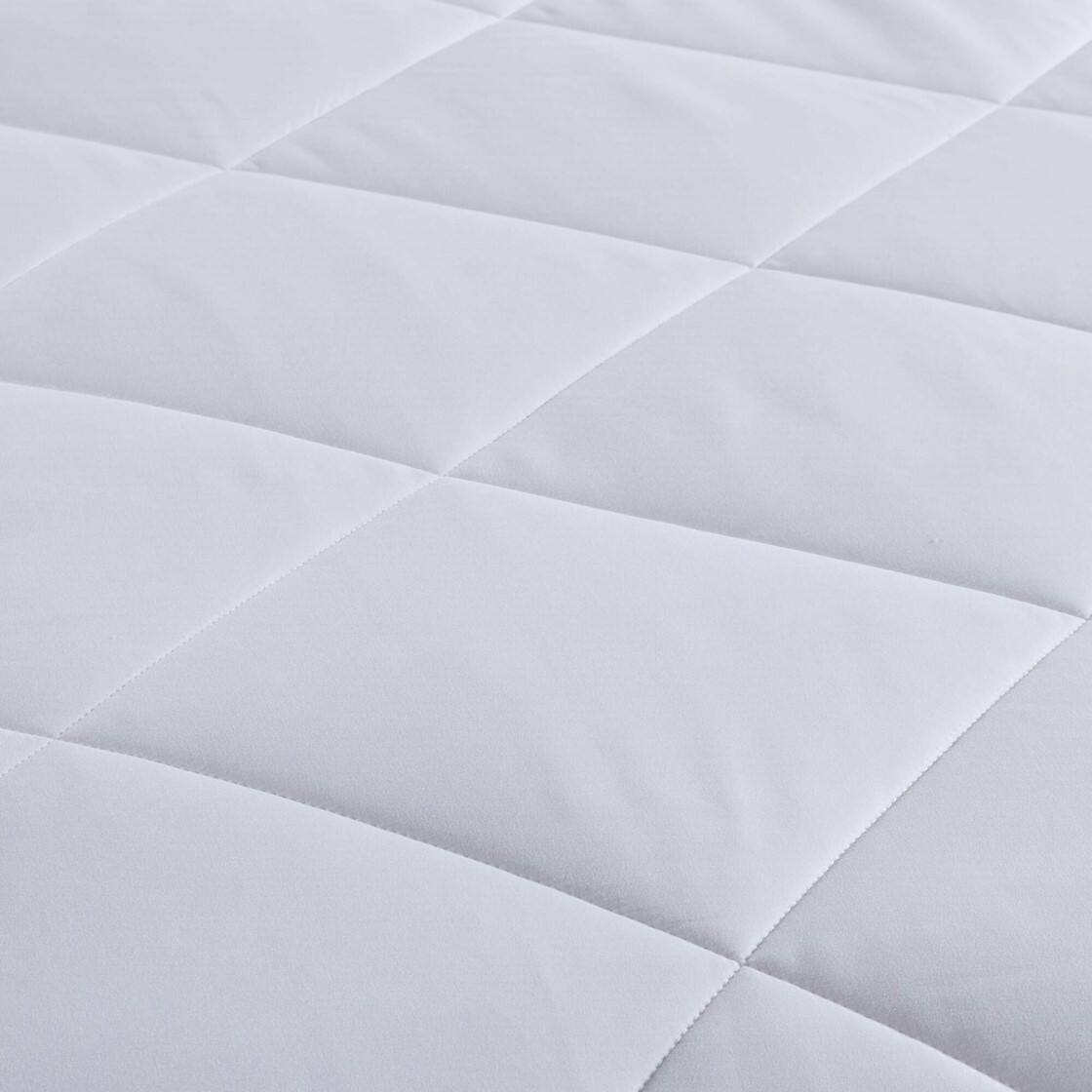 Alt View 5. Gracie Mills - Gracie Mills Brielle Oversized Down Alternative Comforter - White.