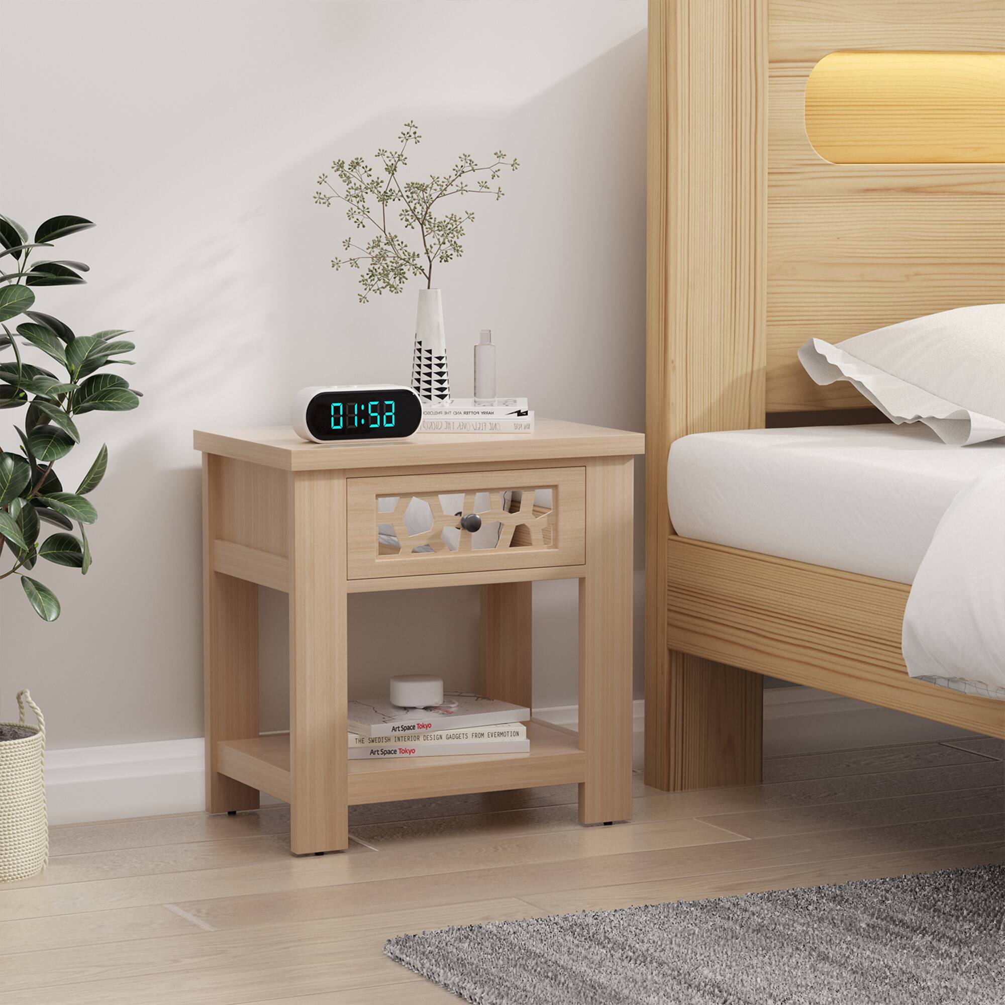 The text on the image is: "01:58".