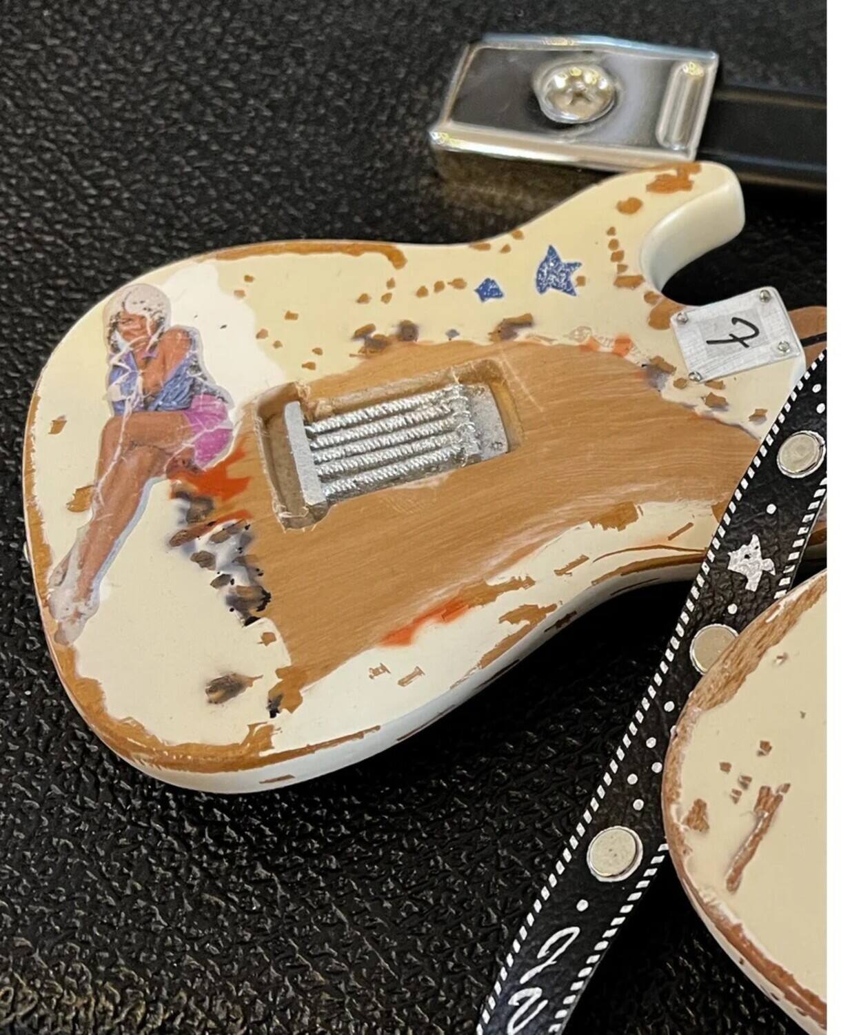 Alt View 1. Axe Heaven - Axe Heaven -Jimmie Vaughan - Jimmie Vaughan Signature Custom Vintage White Fender Stratocaster Mini - Collectibles - Multicolor.