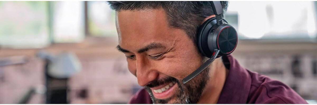 Alt View 4. HP - Poly Voyager Focus 2 Microsoft Teams Certified USBC-C Headset + USB-C/A Adapter - Blue.