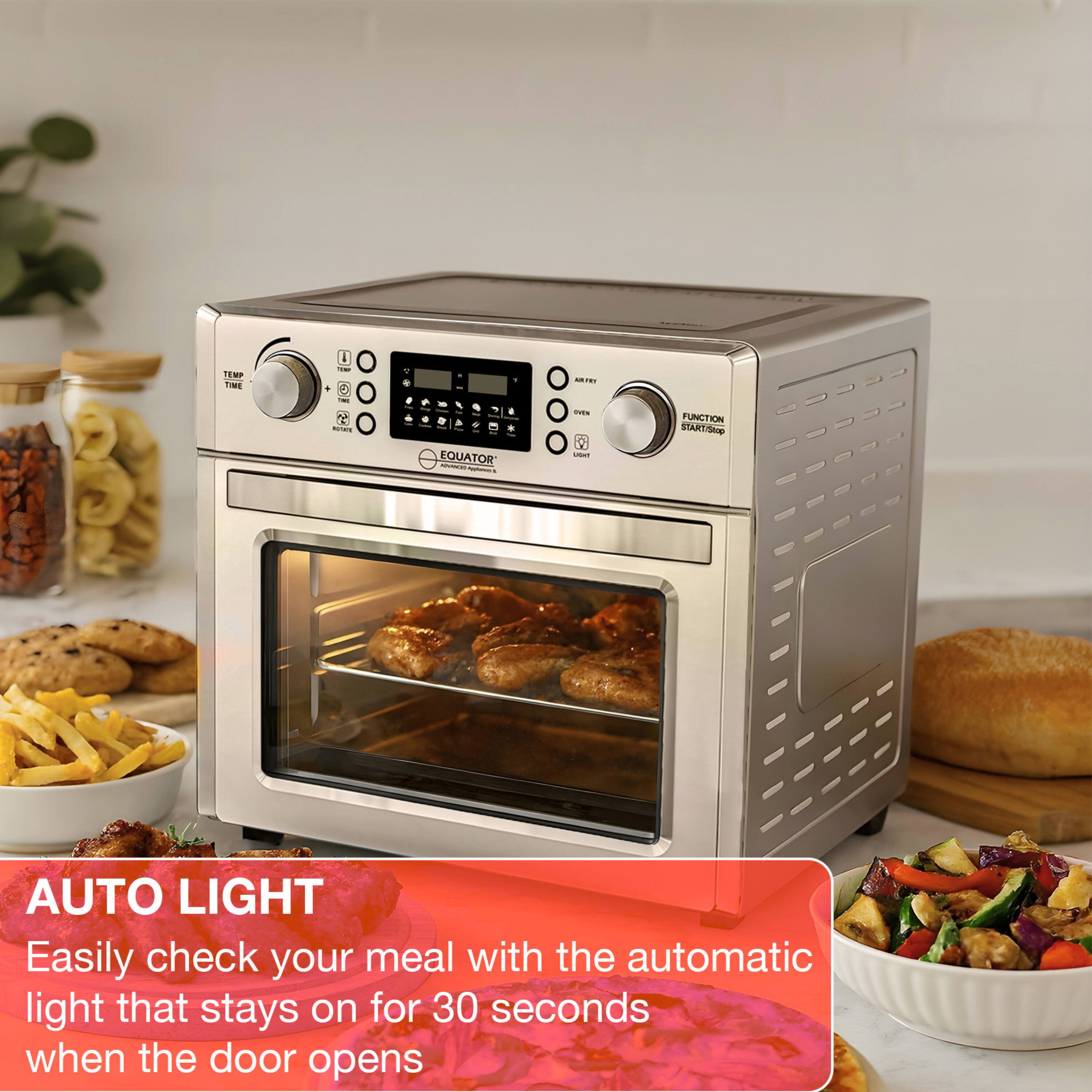 AUTO LIGHT  
Easily check your meal with the automatic light that stays on for 30 seconds when the door opens