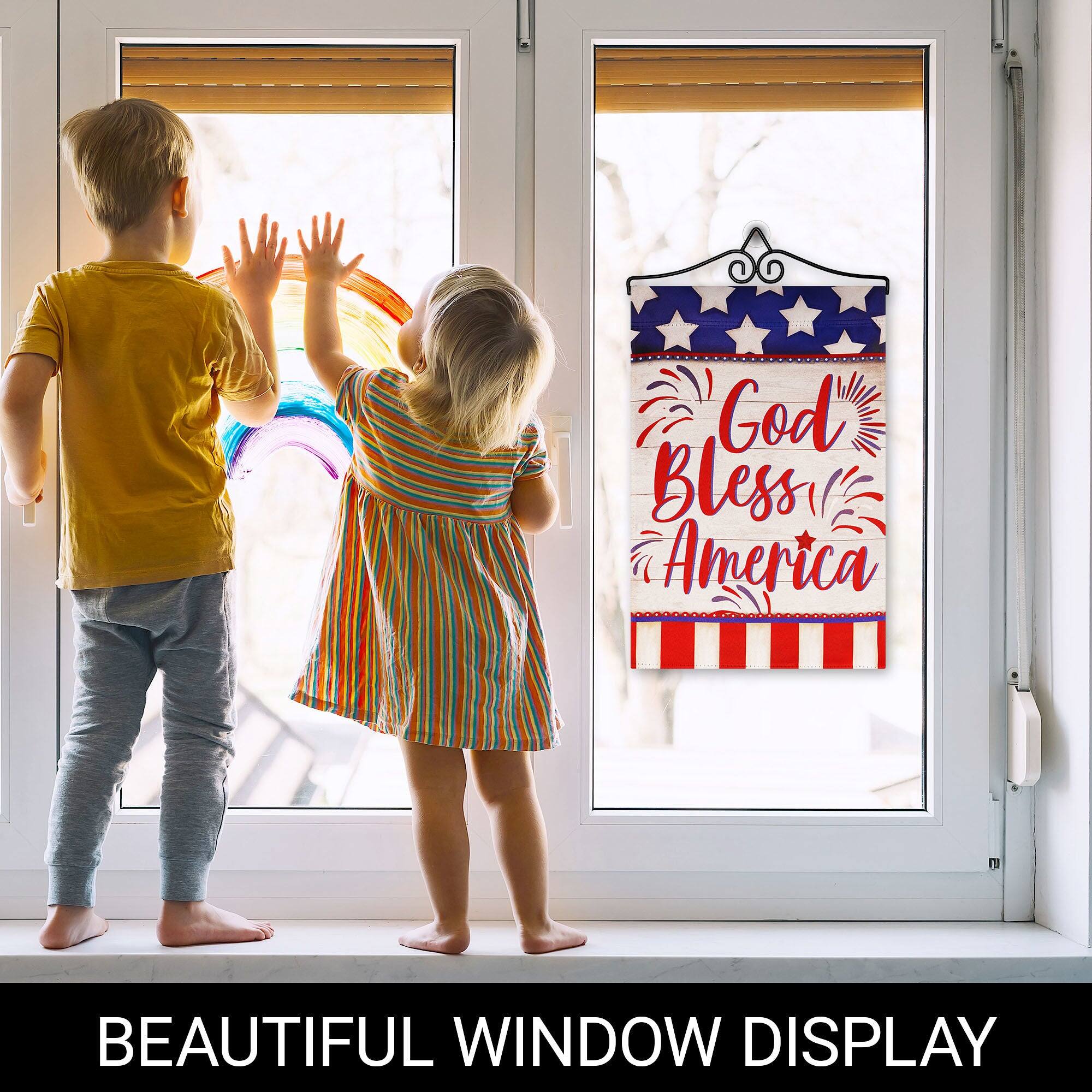 1 God Bless America  
BEAUTIFUL WINDOW DISPLAY