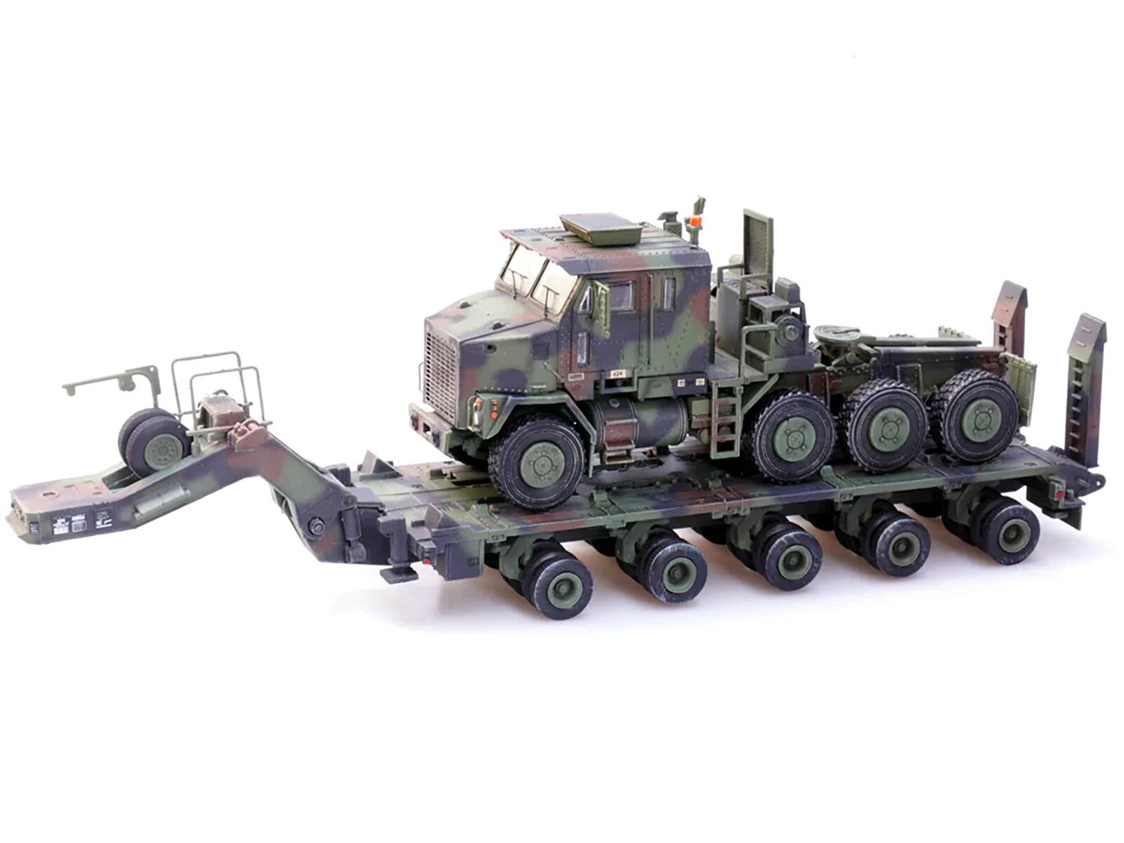 Alt View 4. Panzerkampf - M1070 Heavy Equipment Transporter Army Camouflage "Armor Premium" Series 1/72 Diecast Model by Panzerkampf.