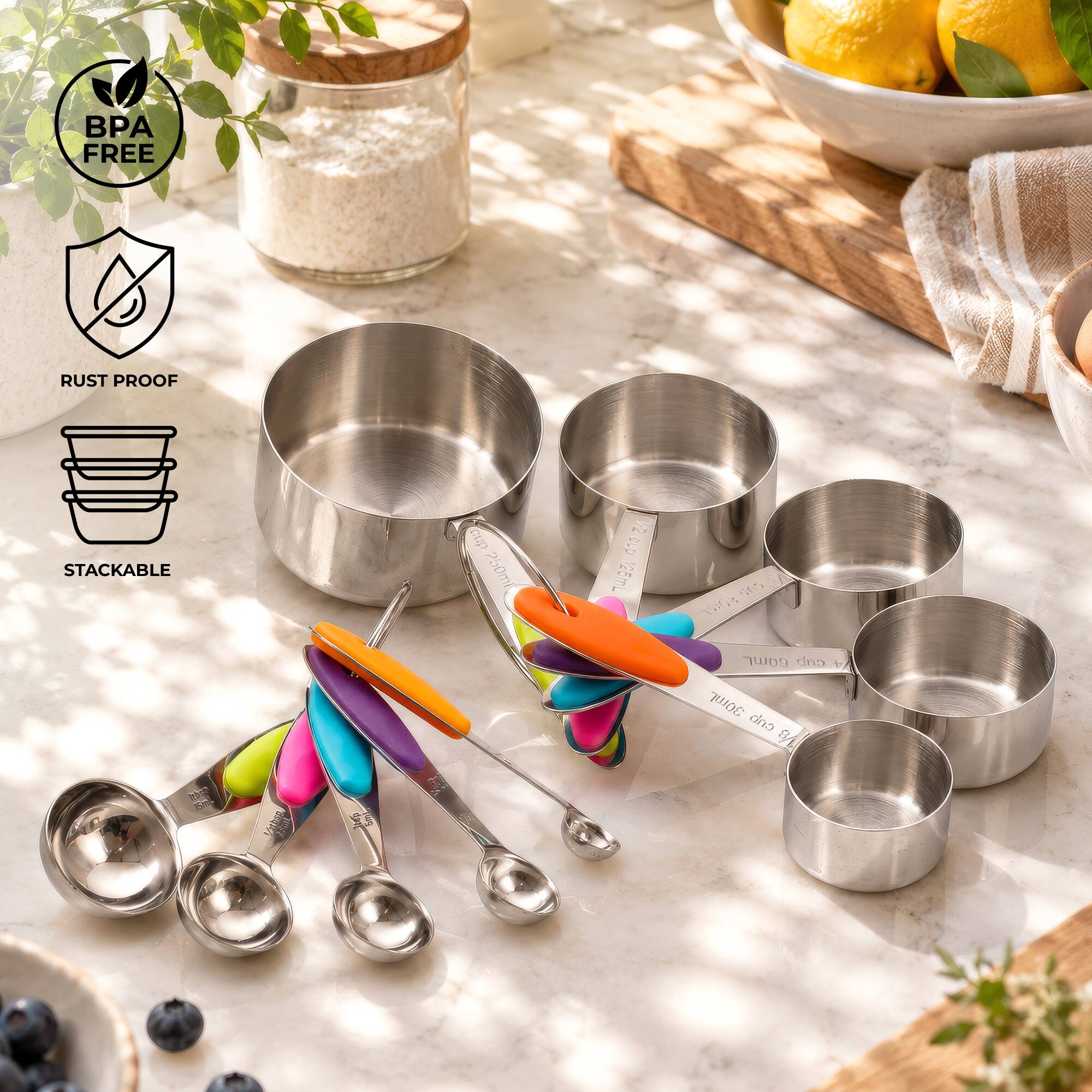 BPA FREE  
RUST PROOF  
STACKABLE  

cup 250ml  
1/2 cup 125mL  
465 SA TWOR  
60mL cup 4 30mL cnb 1/8  
(50ml)  

Vitbsp FROSTE  
dell 500