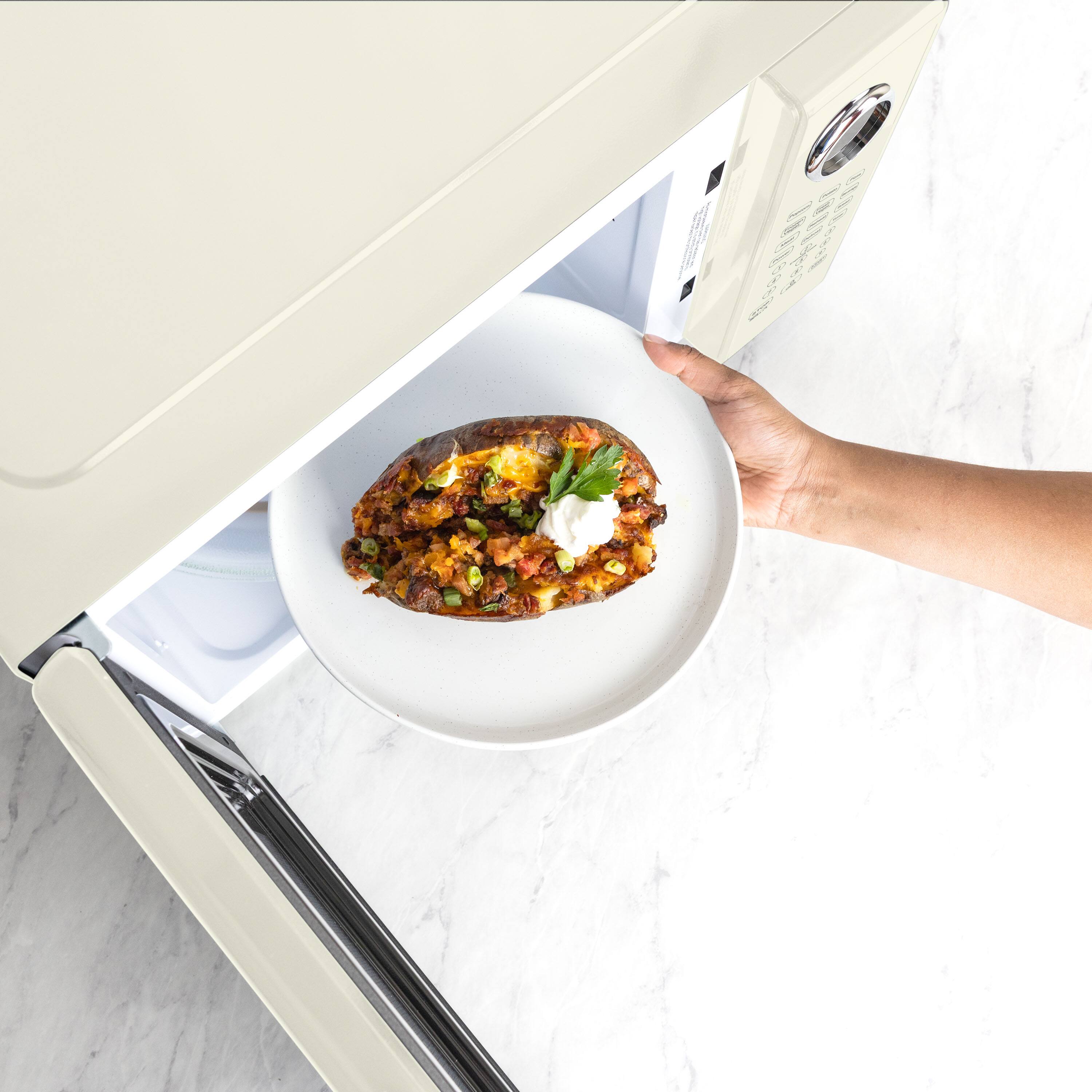 Alt View 3. Nostalgia - Retro 1.1  cu. ft. Countertop Microwave Oven - Ivory - Ivory.
