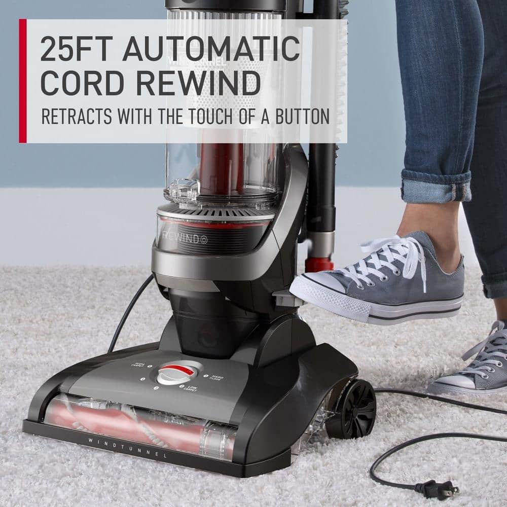 25FT AUTOMATIC CORD REWIND
RETRACTS WITH THE TOUCH OF A BUTTON