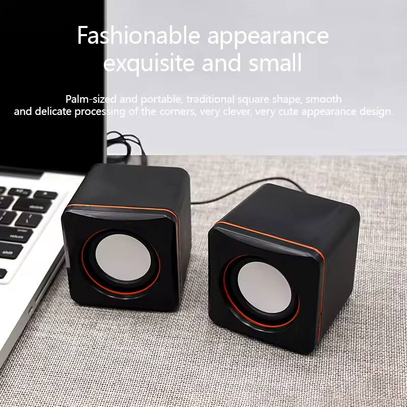 Fashionable appearance exquisite and small

Palm-sized and portable, traditional square shape, smooth and delicate processing of the corners, very clever, very cute appearance design.