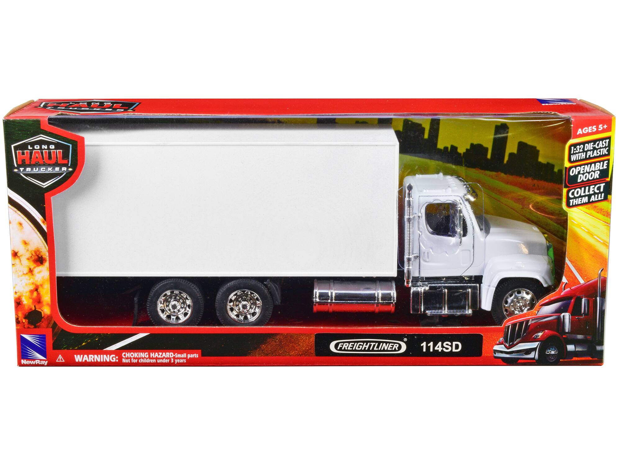 LXPL LONG HAUL TRUCKER  
AGES 5+  
1:32 DIE-CAST WITH PLASTIC OPENABLE DOOR  
COLLECT THEM ALL!  

NewRay  
WARNING: CHOKING HAZARD - Small parts  
Not for children under 3 years  

FREIGHTLINER 114SD