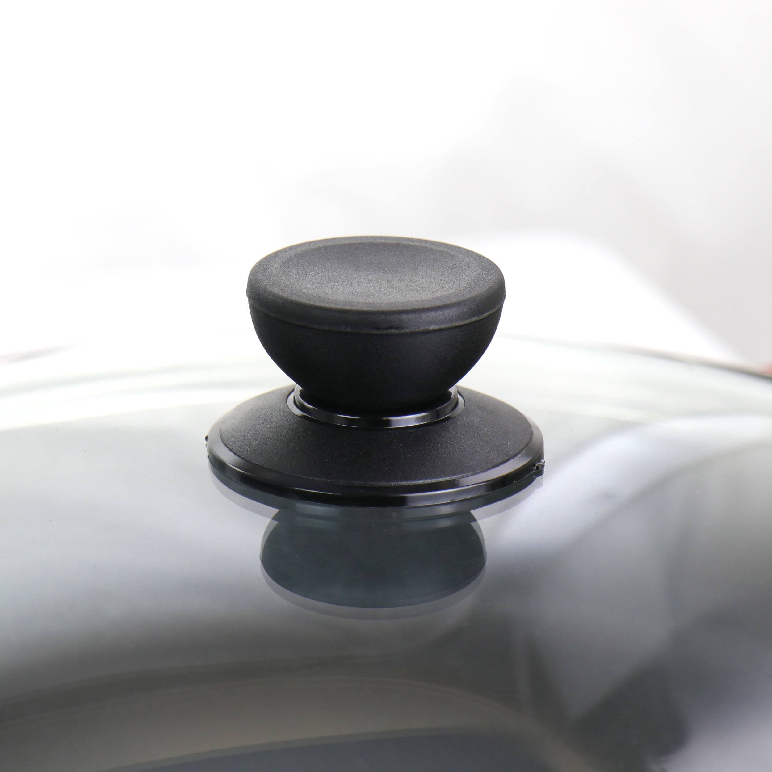 Alt View 5. MegaChef - MegaChef Pre-Seasoned 9 Piece Cast Iron Skillet Set with Lids and Red Silicone Holder - Black and Red.