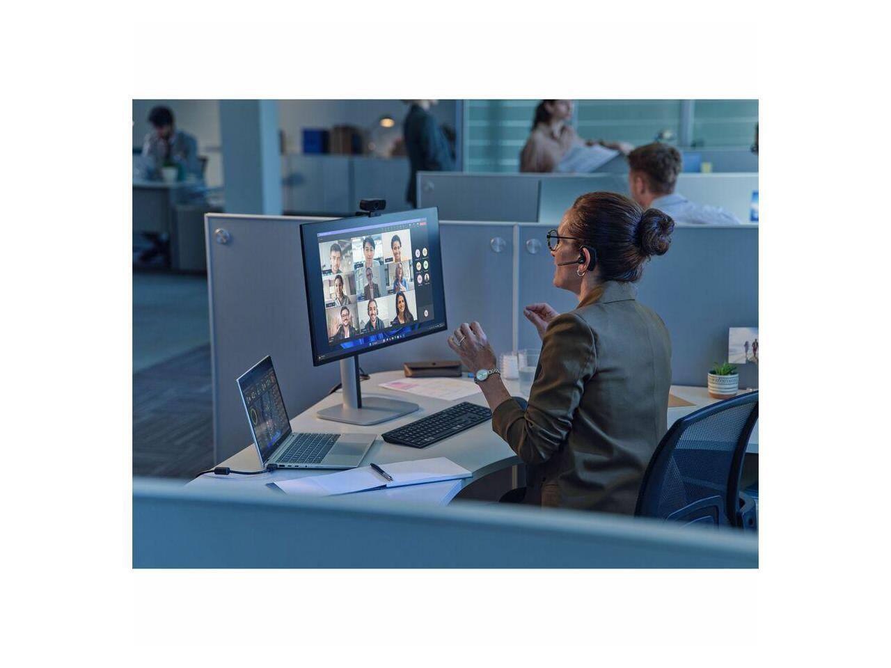 Alt View 3. HP - HP 527pf 27" Full HD IPS Monitor - 1920x1080 - 120Hz - HDMI/DisplayPort - 95% DCI-P3.