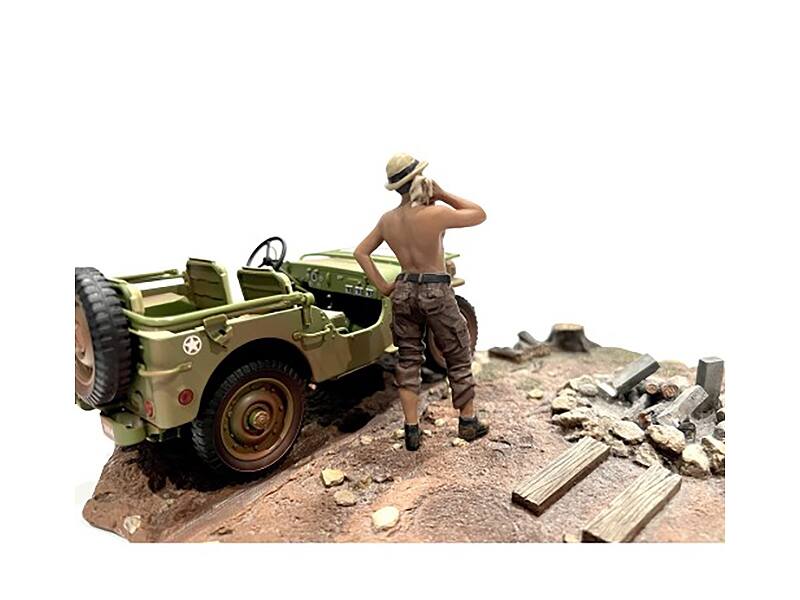 Angle. American Diorama - "4X4 Mechanic" Figure 1 for 1/18 Scale Models by American Diorama - Multi.