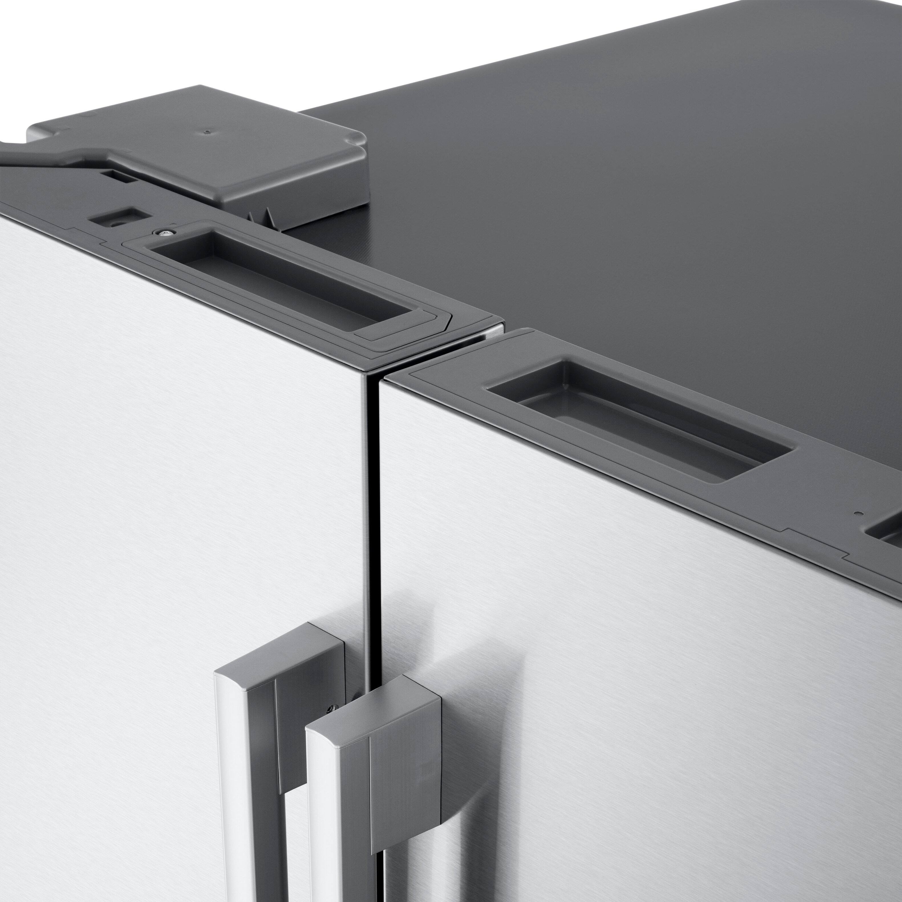 Alt View 12. LG - Counter-Depth MAX 20.2 Cu. Ft. French Door Smart Refrigerator with Dual Ice - PrintProof Stainless Steel.