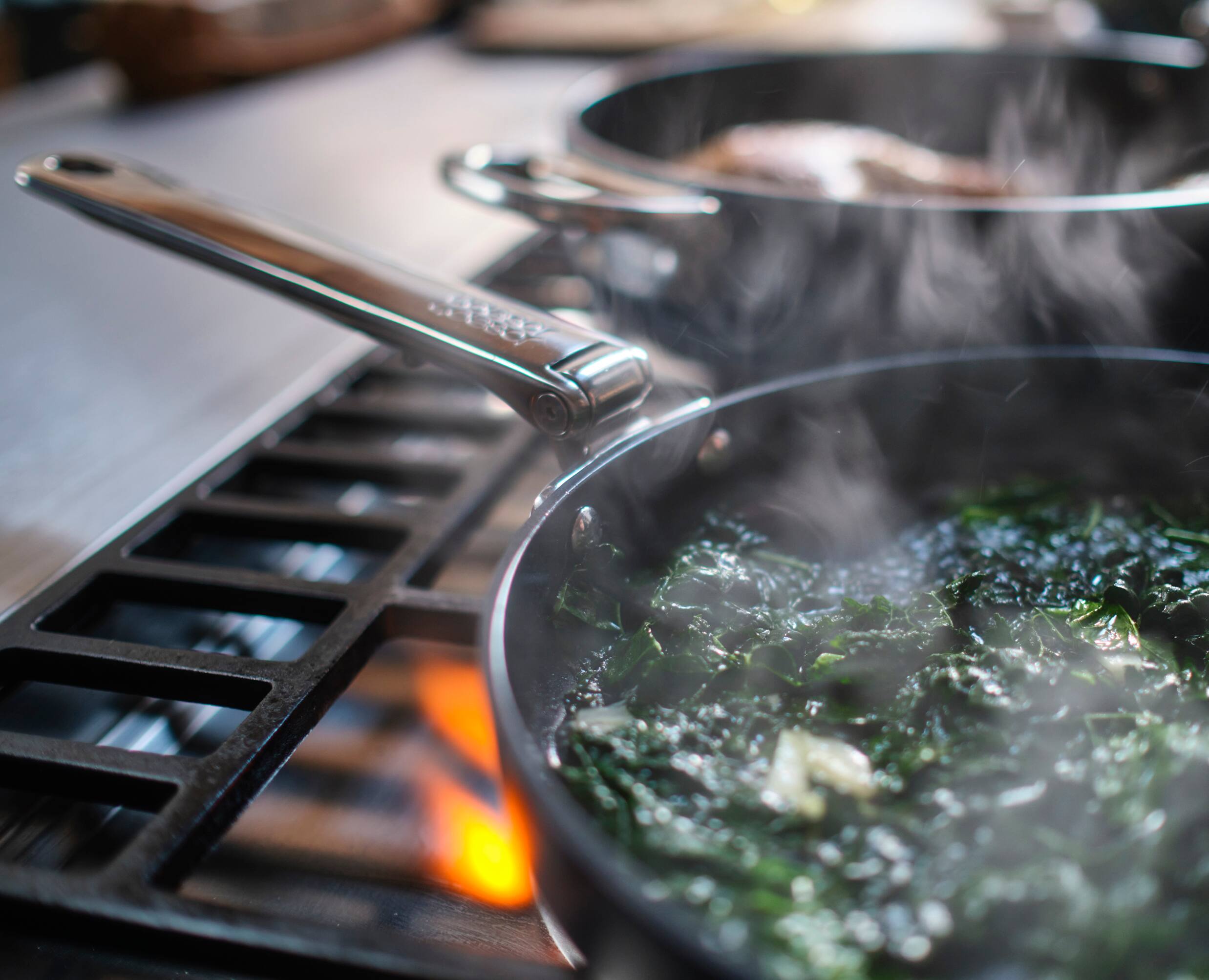 Alt View 4. Joseph Joseph - Space Ceramic Non-stick 9.5" Frying Pan with Folding Handle - Blue.