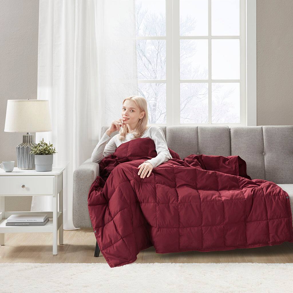 Left. MOOSOO - Wearable Blanket 62"x68", Goose & Down Throw Blanket with Buttons, Classic Box Quilting for Camping, Travel - Red.