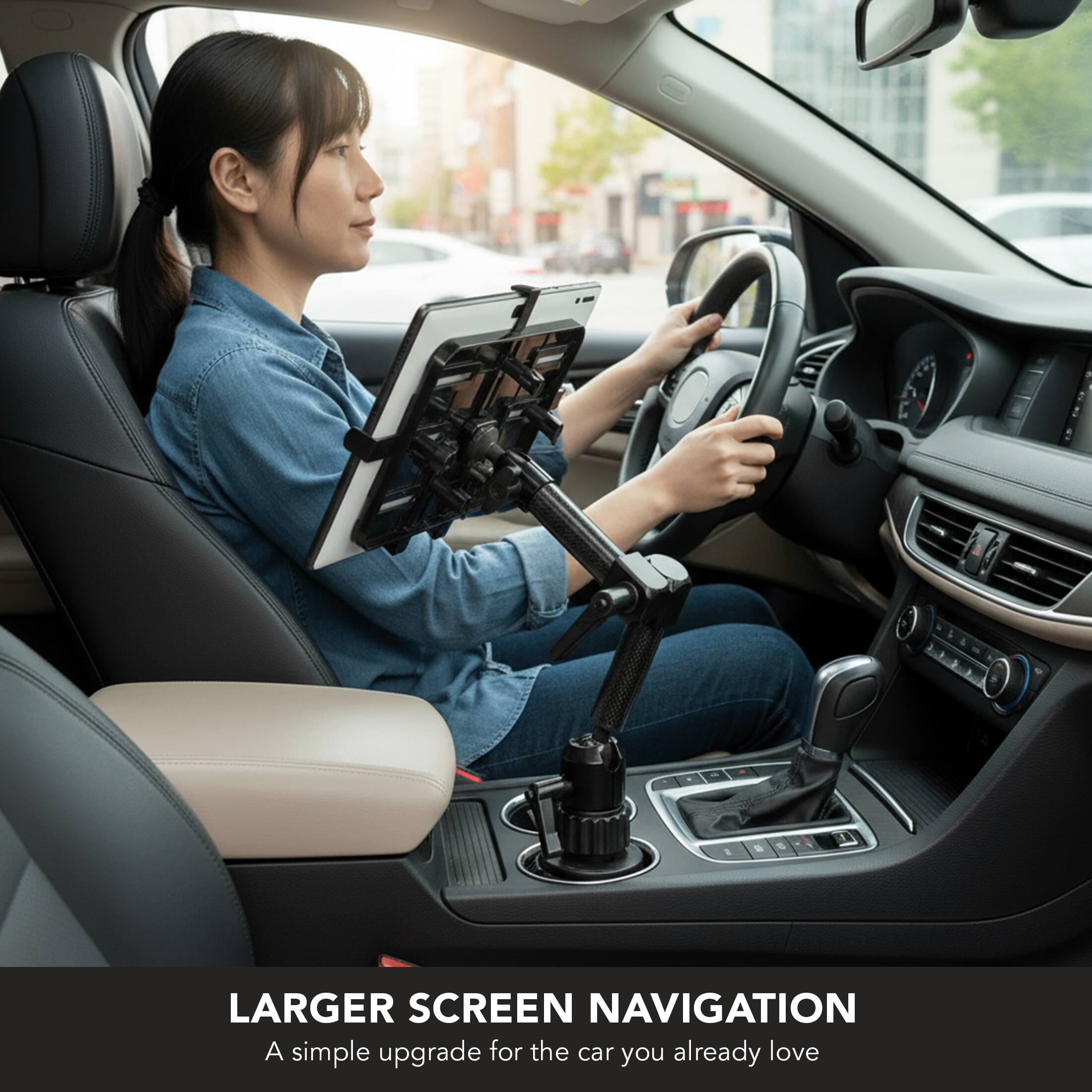 LARGER SCREEN NAVIGATION  
A simple upgrade for the car you already love