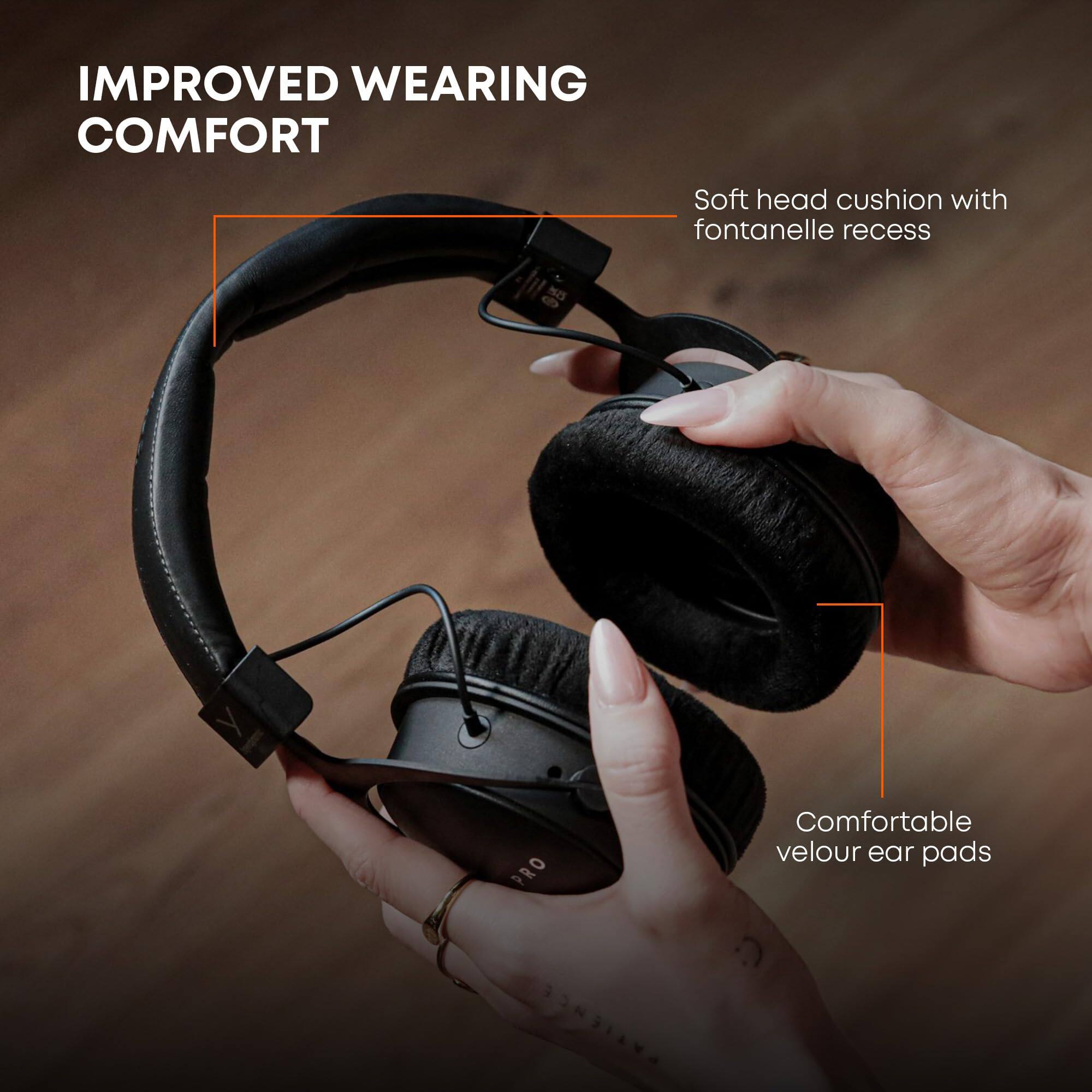 IMPROVED WEARING COMFORT

Soft head cushion with fontanelle recess

Comfortable velour ear pads