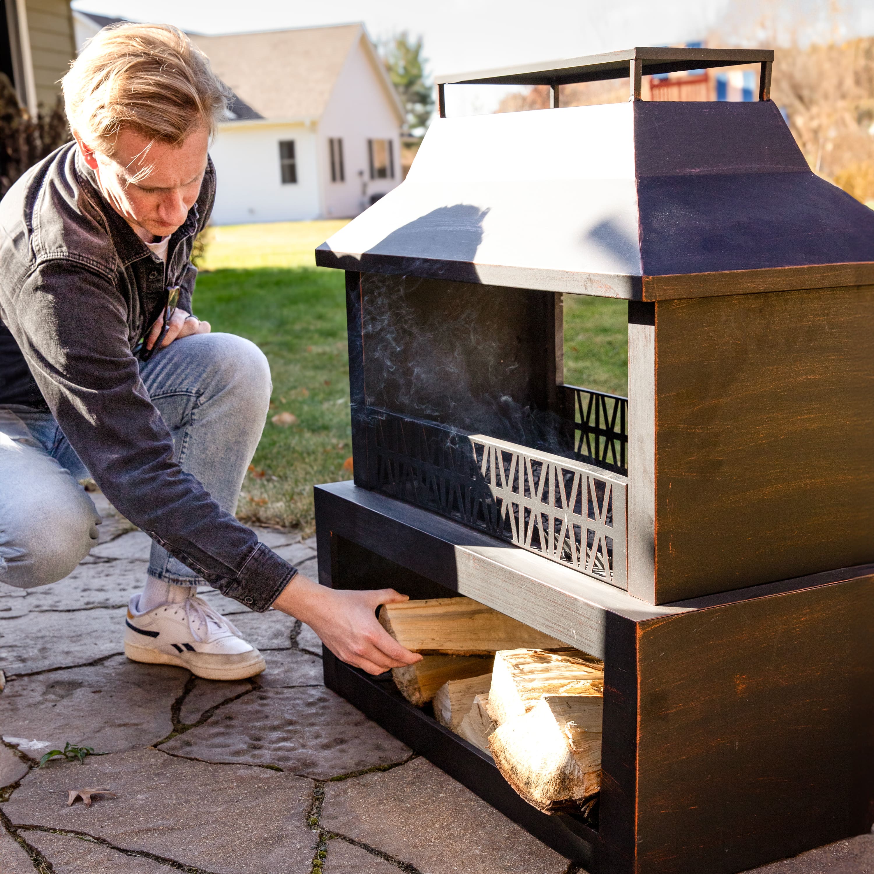 Sunnydaze - 32 in Steel Outdoor Fireplace with Log Storage - Bronze - Thumbnail 4