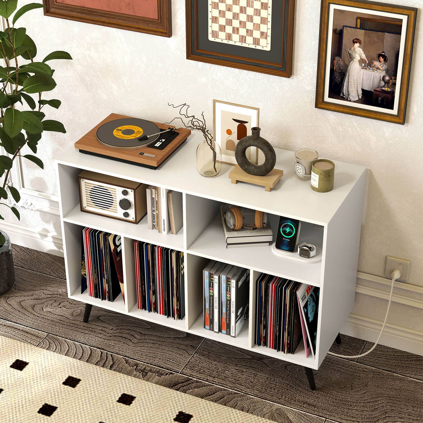 The text on the image appears to be a mix of letters and numbers that are not clearly grouped or correct. Here is an attempt to group and correct it:

- S i AANA AO I o A FE
- 1911 M I I I E
- 2E 000 EE
- I 3

This seems to be a jumble of characters and numbers, possibly from a label or a piece of text that is not fully legible. Without more context, it's difficult to provide a precise correction.