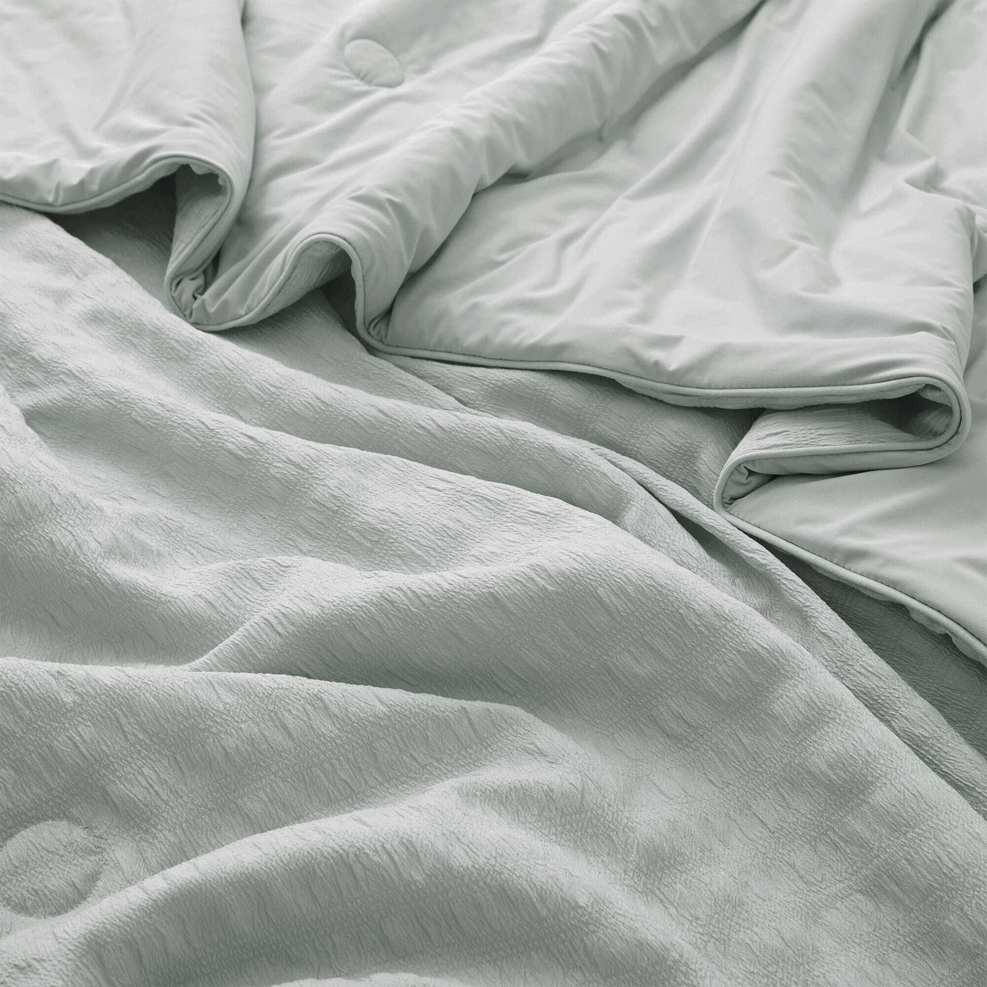 Alt View 1. Peace Nest - Peace Nest Cooling Seersucker Bed Blanket, Lightweight Comforter for Hot Sleepers, Light Gray, Full/Queen - Light Gray.