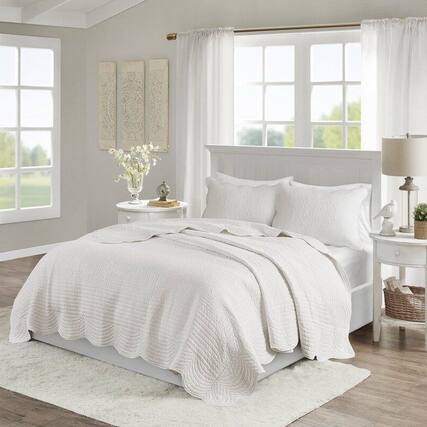 Front. Hivvago - King Size 3 Piece Reversible Scalloped Edges Microfiber Quilt Set in White - White.