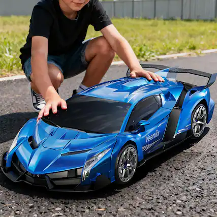 aazm Veeniix