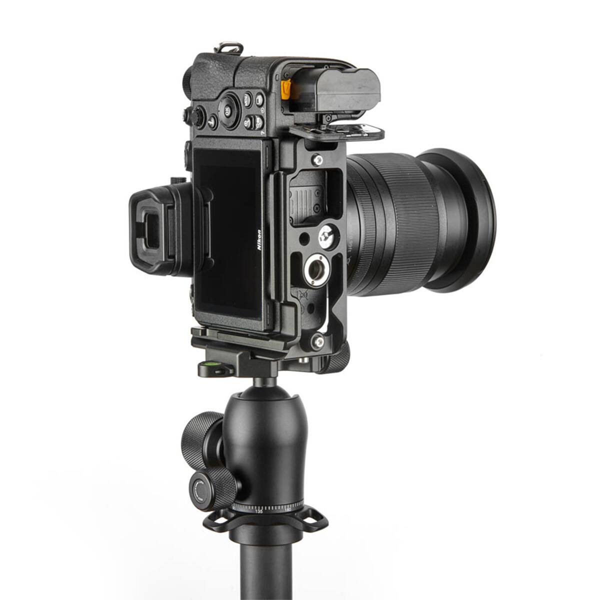 Alt View 3. 3M - 3 Legged Thing ZELDA QD-Compatible Dedicated L-Bracket for Nikon Z6/7, Darkness.