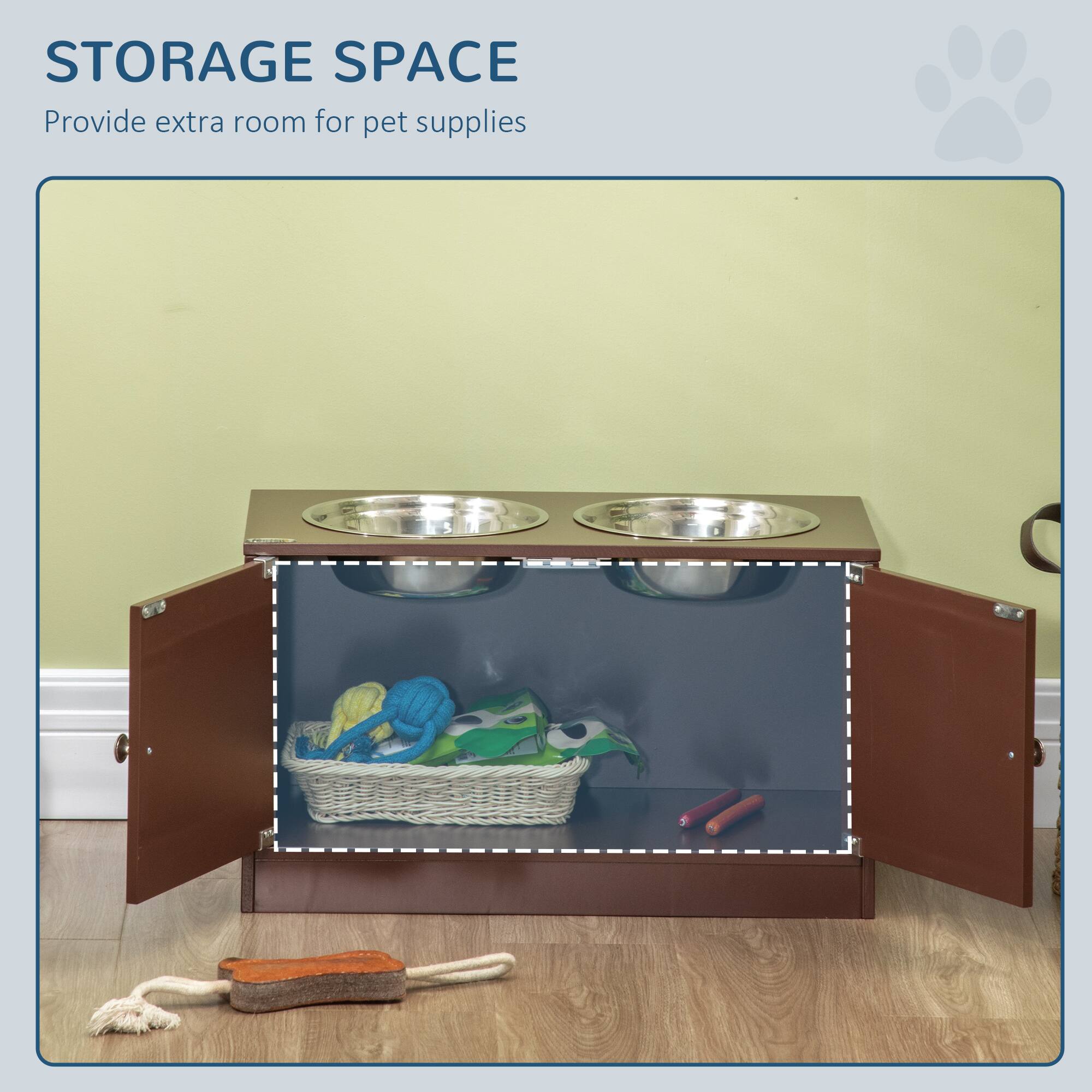 STORAGE SPACE  
Provide extra room for pet supplies