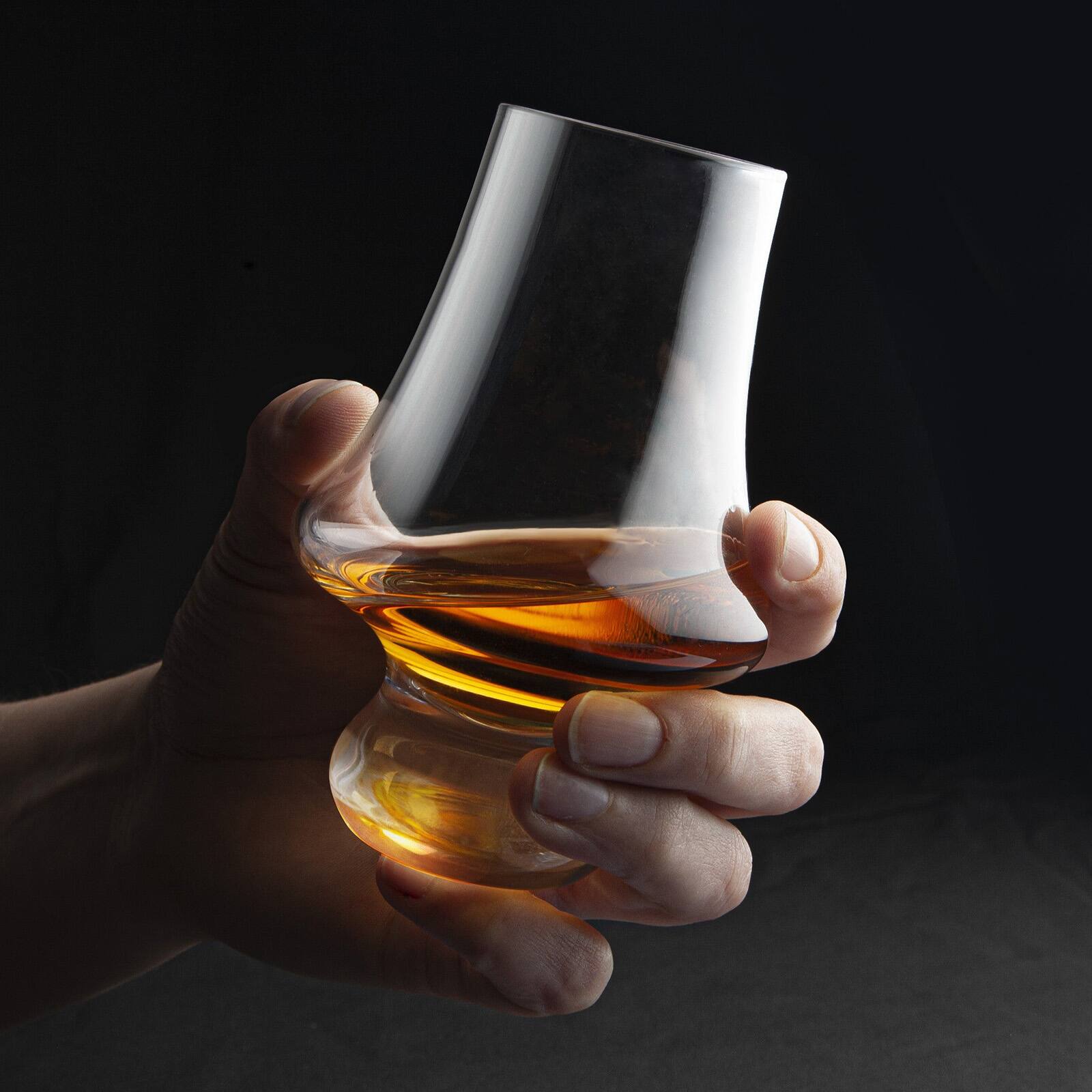 Alt View 4. Final Touch - 4 Piece Whiskey Flight Tasting Set - Clear.