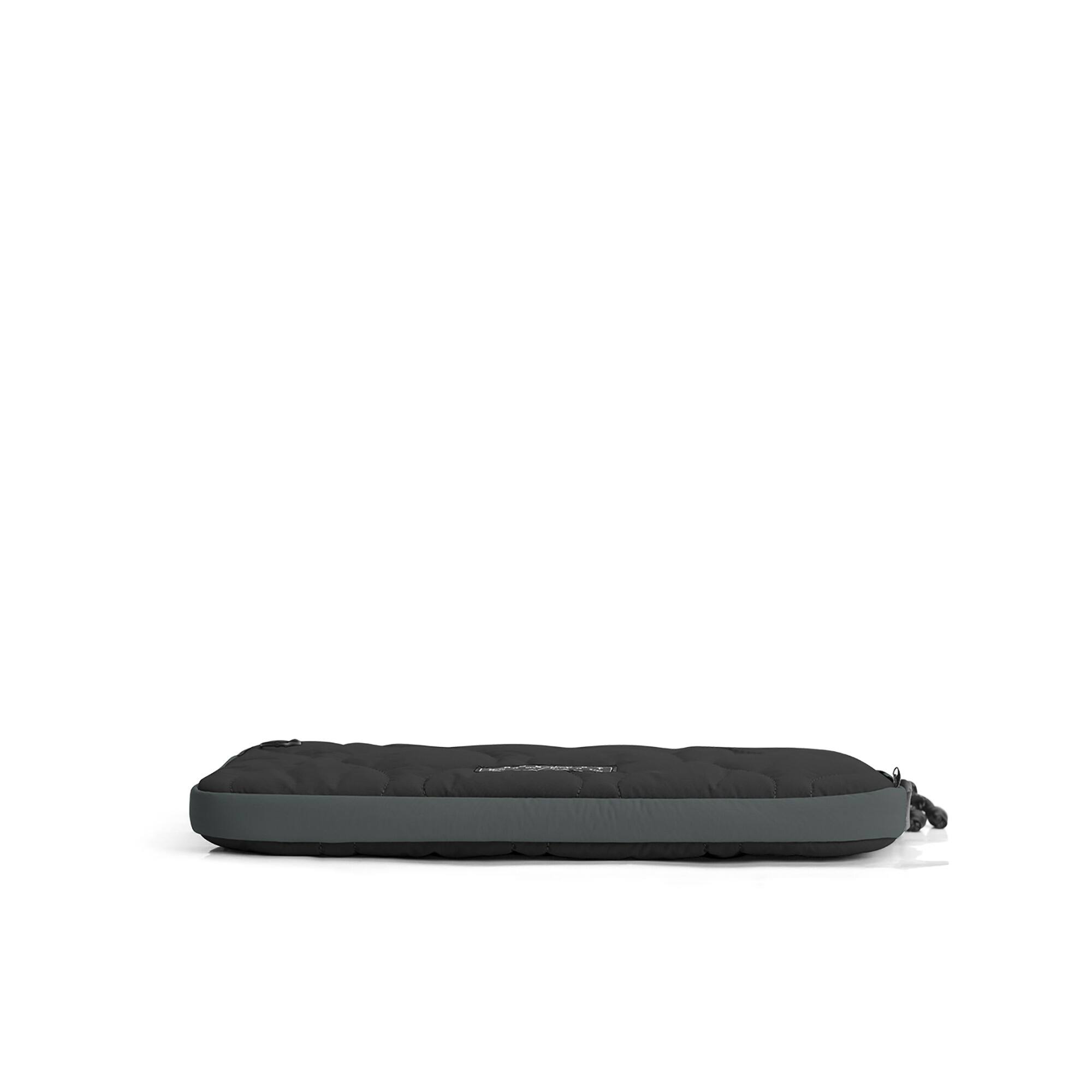 Left. Bagsmart - Paz 14 Inch Laptop Sleeve Case, Shockproof Laptop Cover Compatible for MacBook Air Dell HP Lenovo Asus Acer - Black.