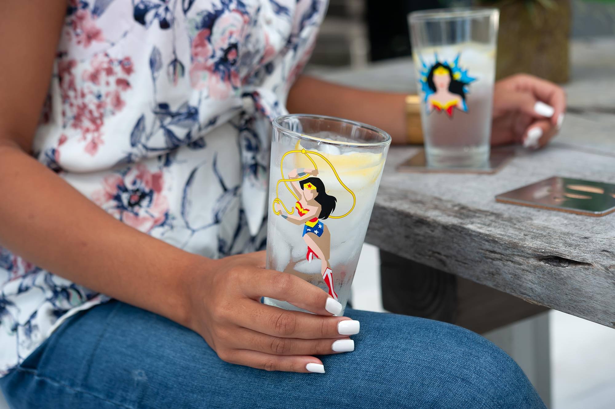 Alt View 4. DC Universe - DC Wonder Woman Pint Glass Set | Two Action Packed 16-Ounce Cups | Set Of 2 - Red.