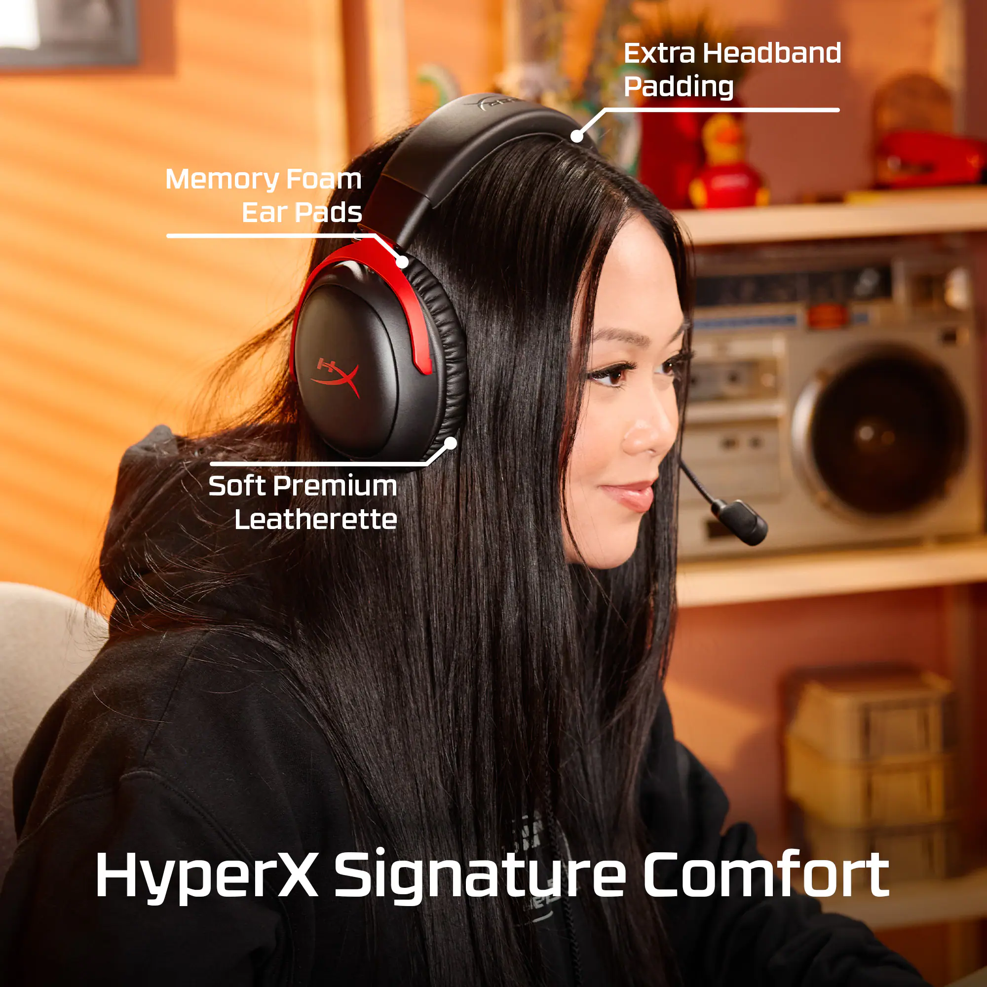 The text on the image reads: "Extra Headband Padding Memory Foam Ear Pads Soft Premium Leatherette HyperX Signature Comfort."