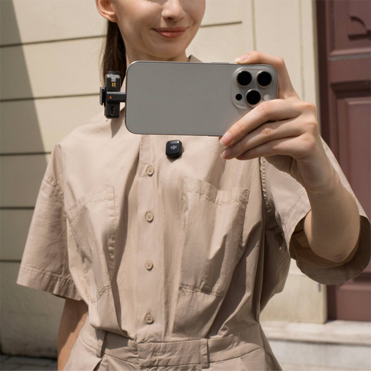 Alt View 6. DJI - DJI Mic Mini 2.4GHz Clip-On Digital Wireless Microphone System.
