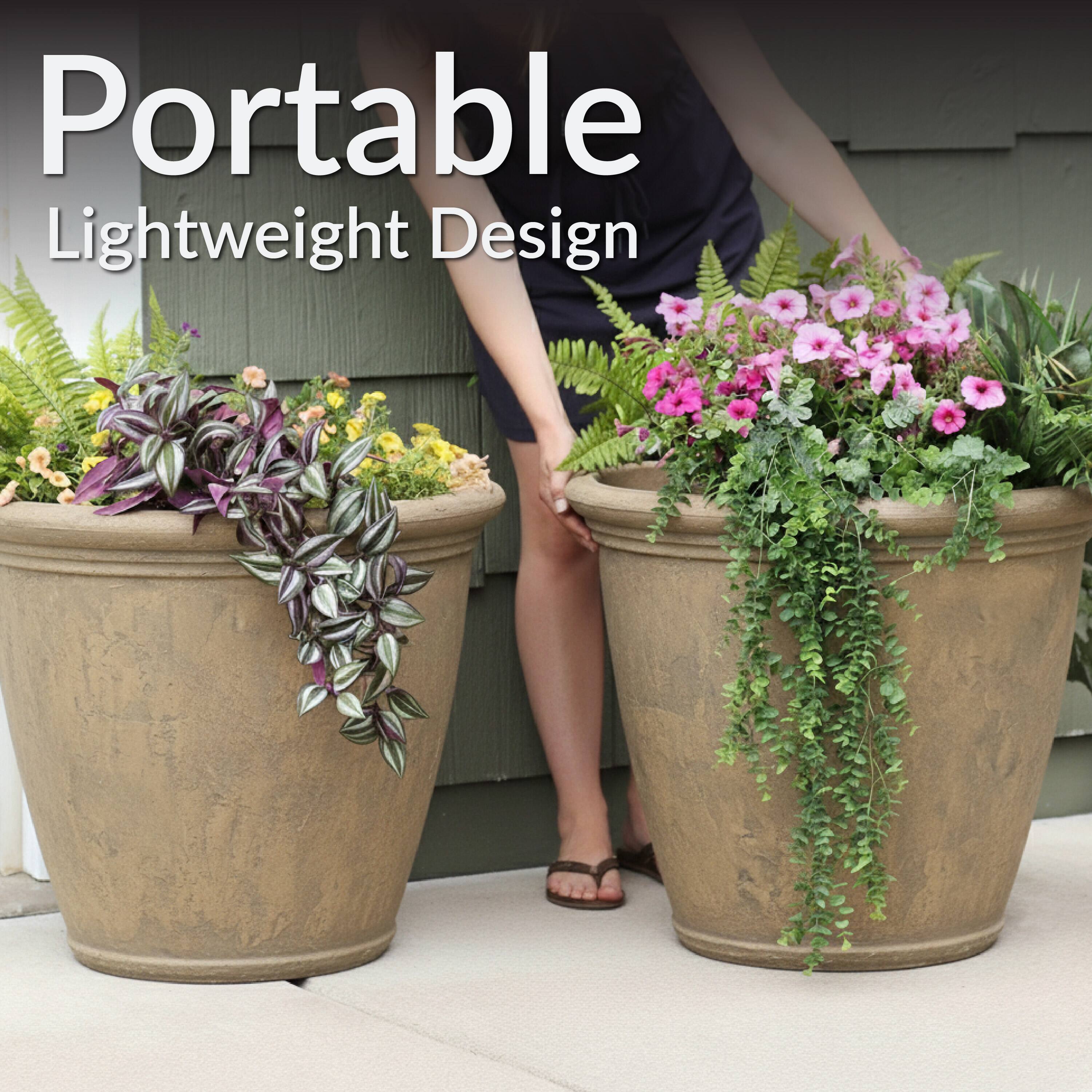 Portable  
Lightweight Design