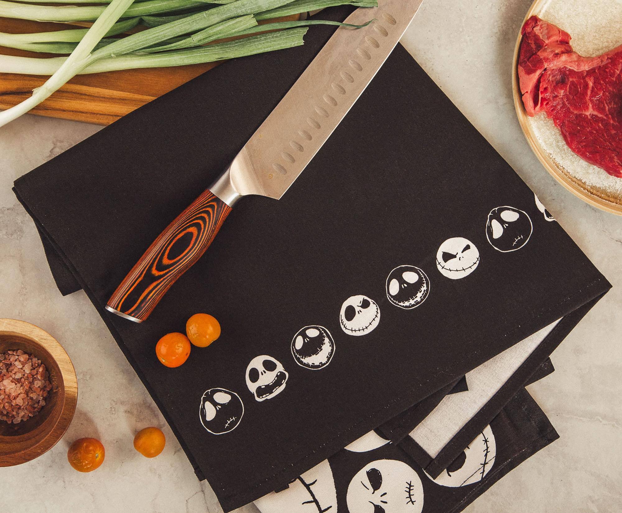 Alt View 10. Disney - Disney The Nightmare Before Christmas Jack Skellington Faces Kitchen Towel Set - Black/White.