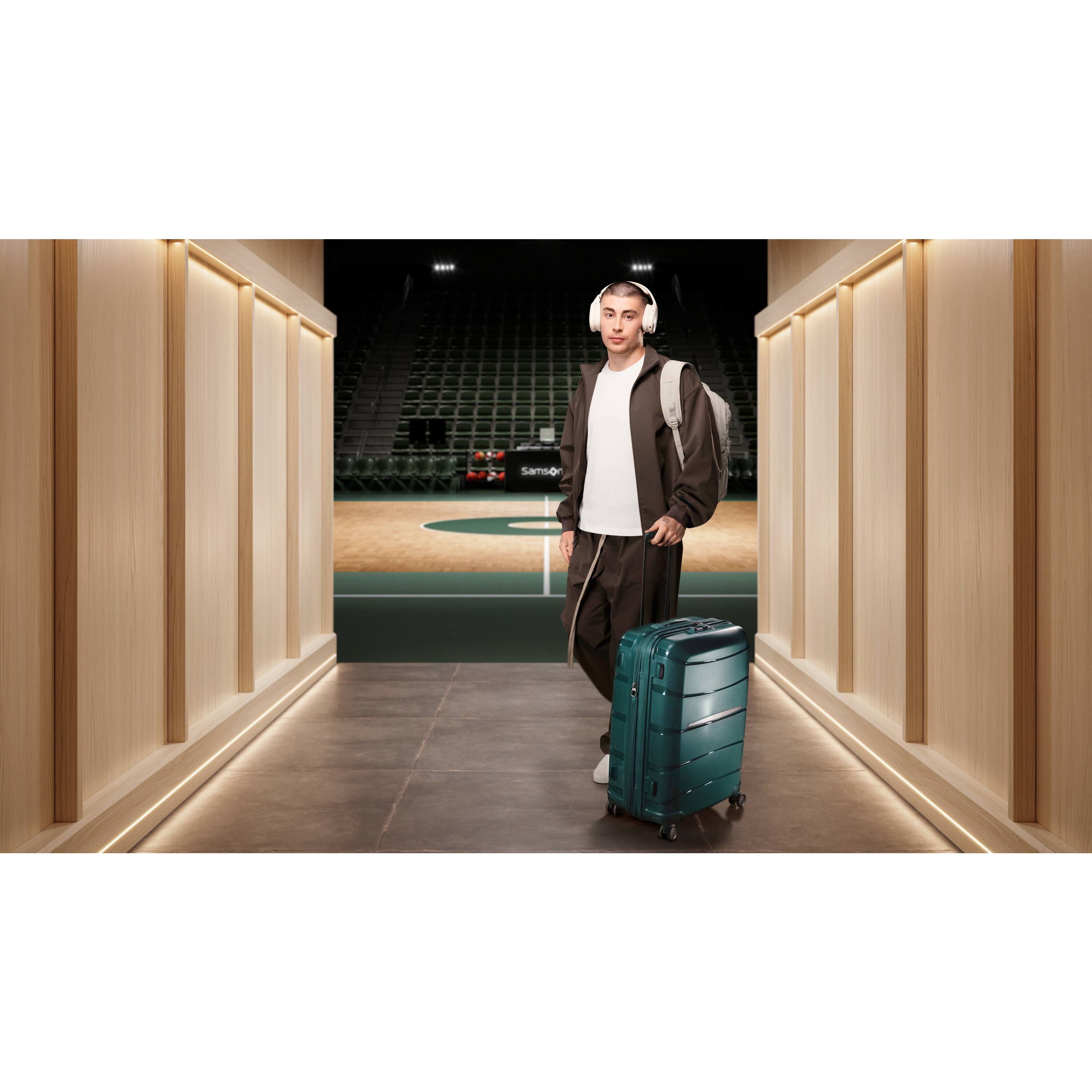 Alt View 7. Samsonite - Outline Pro Medium Spinner Suitcase - Emerald Green.