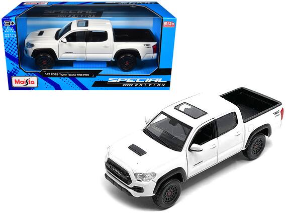 Maisto
SPECIAL EDITION
3+ DIE CAST METAL
MiJo Exclusives
1:27 2023 Toyota Tacoma TRO PRO
SPECIAL EDITION