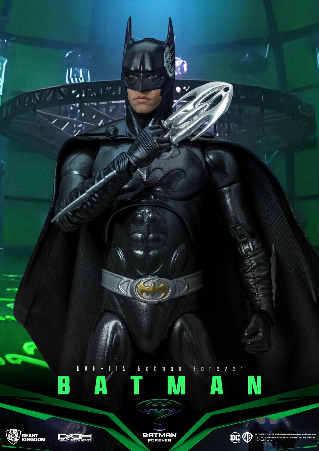 DAH-115  
Batman Forever  
BATMAN  
BEAST KINGDOM  
Dynamic Action Heroes  
BATMAN FOREVER  
DC WB  
© & ™ DC Comics, Inc. (S) 2021. DC Comics, Inc. Entertainment Inc. © SHIELD.
