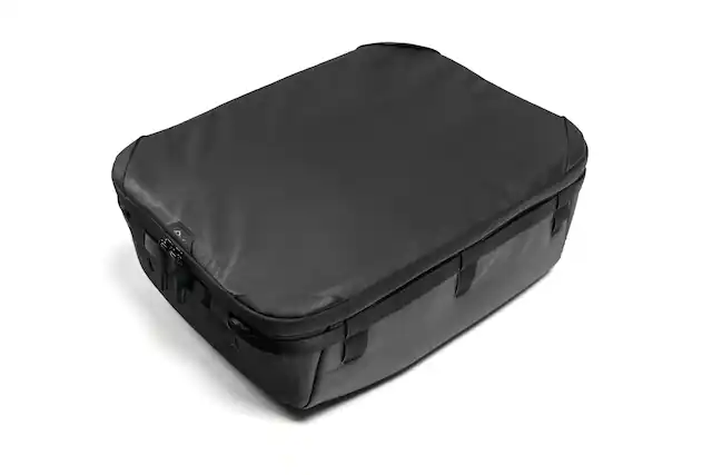 Front. Peak Design - Camera Cube X-Large Case - Black.