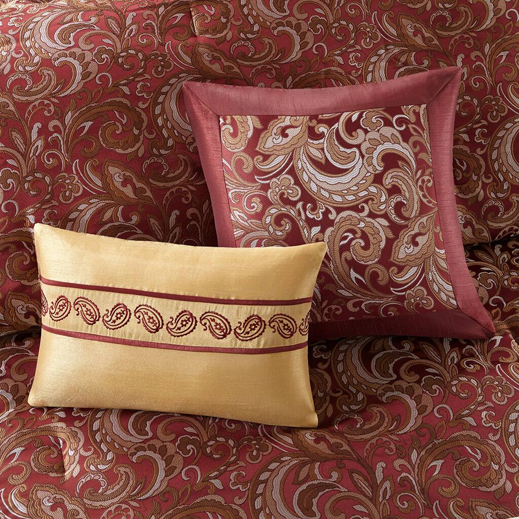 Alt View 3. Gracie Mills - Gracie Mills Pruitt 24-Piece Jacquard Paisley Room-in-a-Bag Set - Red.