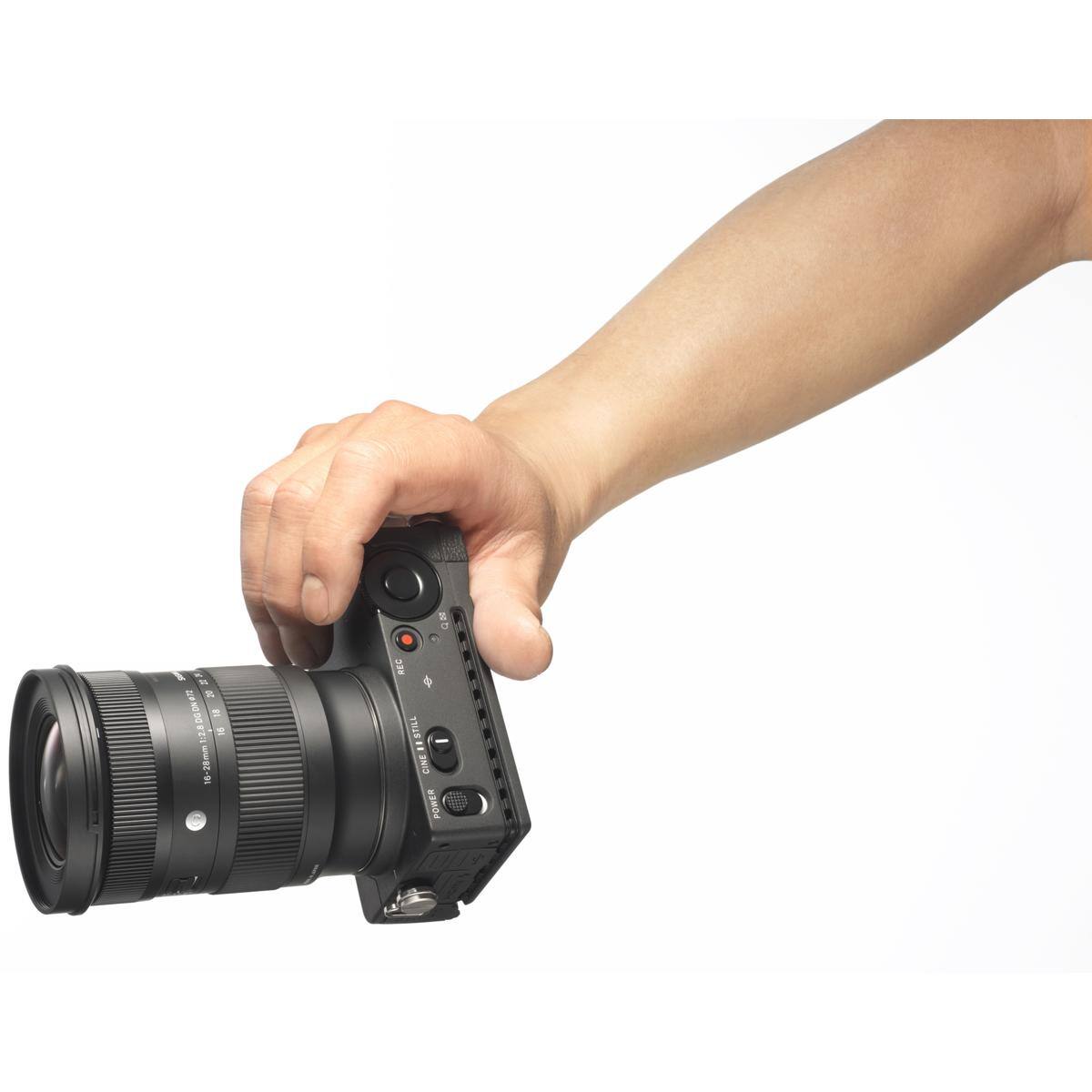 55 20 DG ON 972 DO 1:20 18 16 16-28mm  
REC STILL - CINE POWER