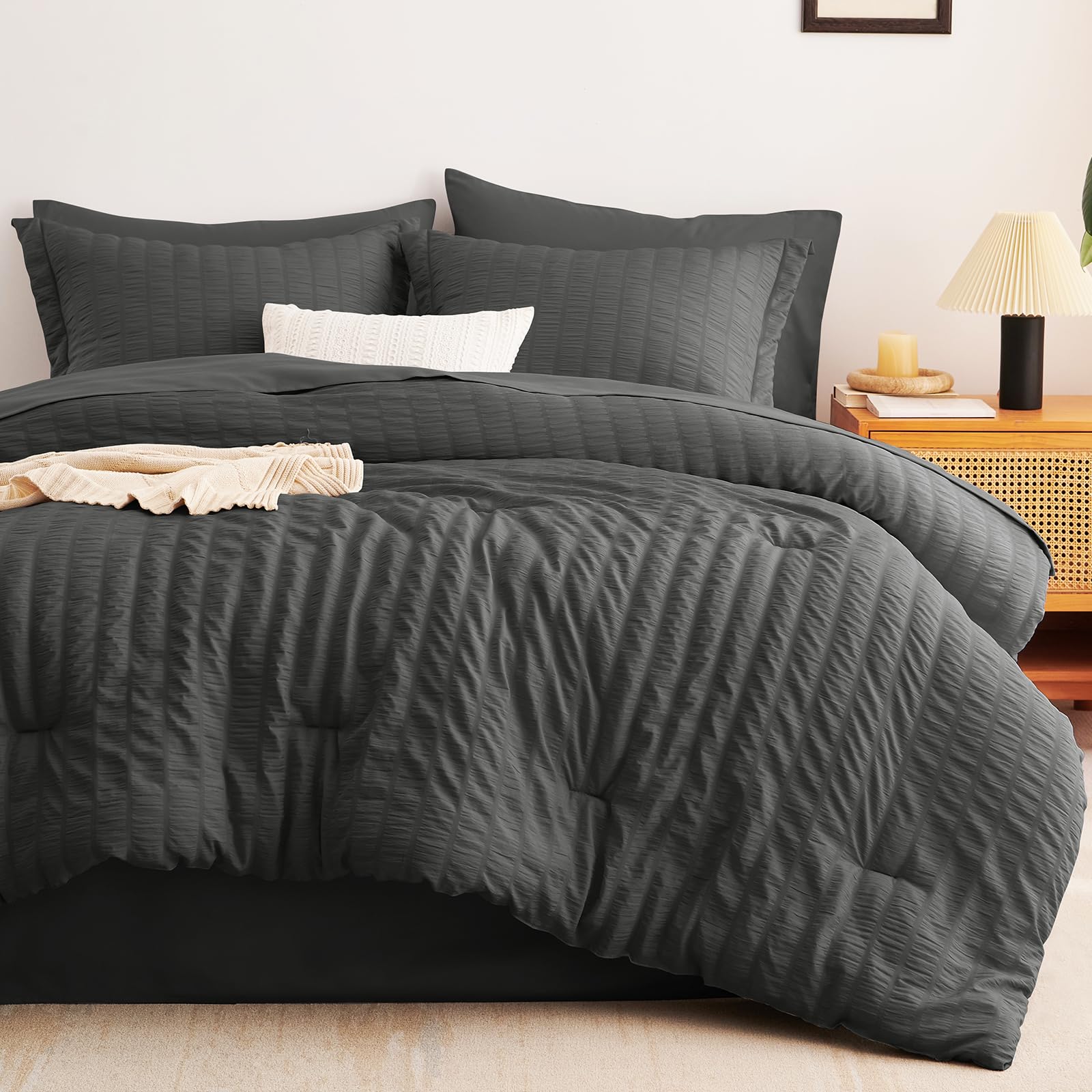 Left. Dazzed Corner - Queen Comforter Set 7 Pieces Bed in a Bag Queen Comforter Set with Sheet - Dark Grey.
