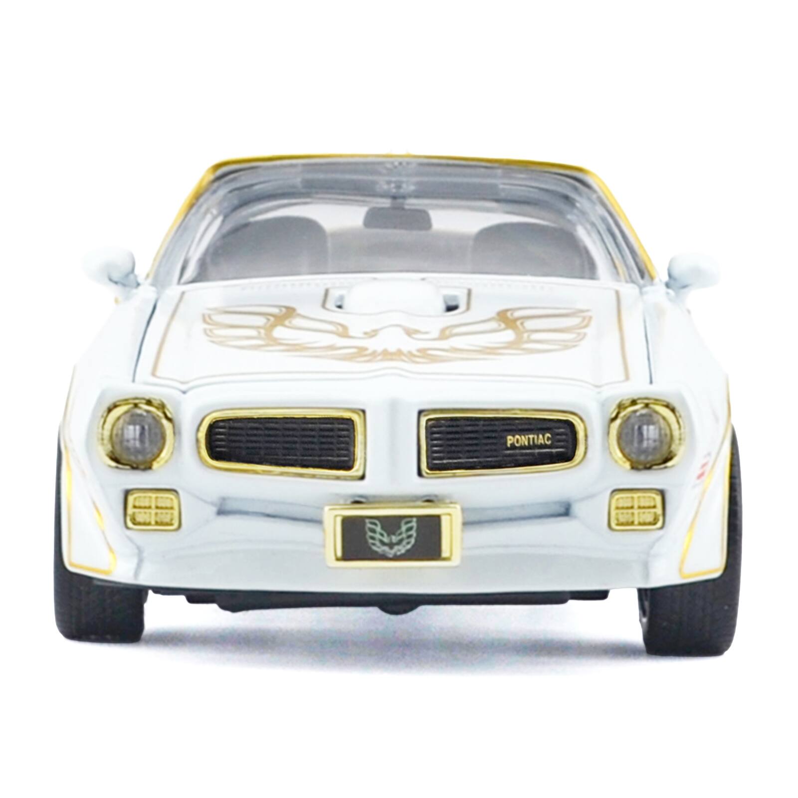 Alt View 2. Motormax - 1973 Pontiac Firebird Trans Am White Metallic with Gold Accents "Luxe Legends" Series 1/24 Diecast Model Car by Motormax.