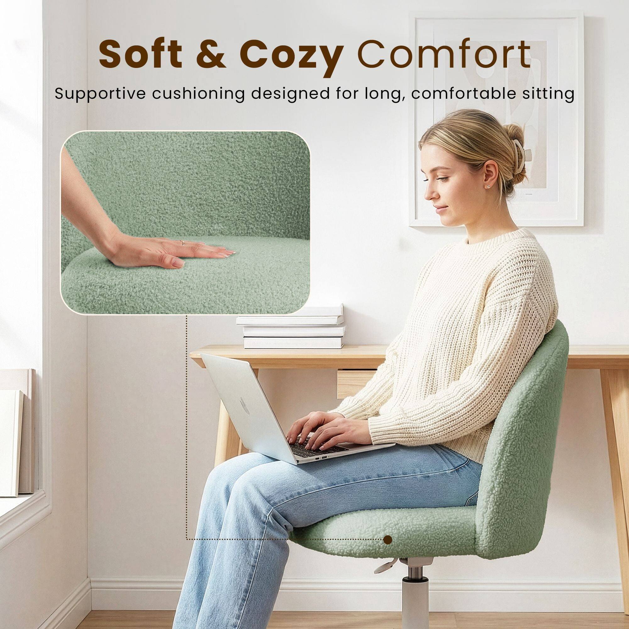 Soft & Cozy Comfort  
Supportive cushioning designed for long, comfortable sitting