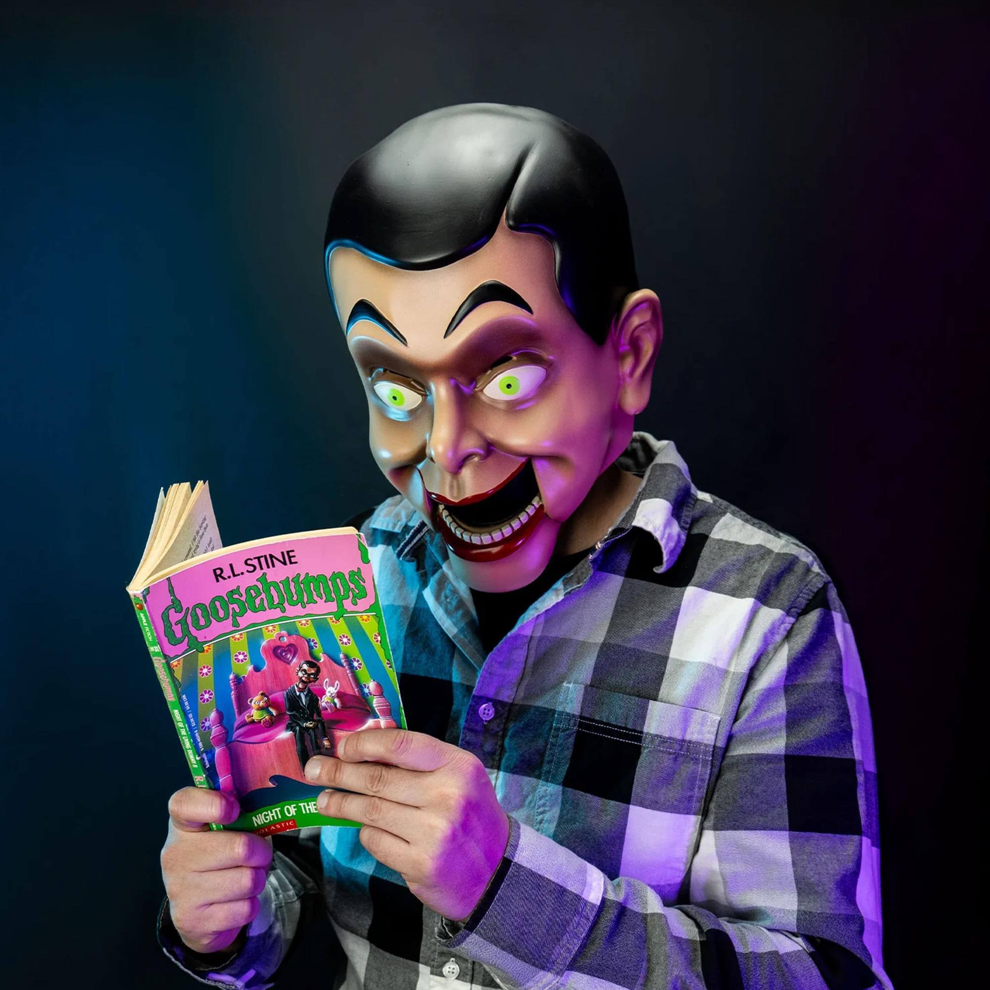 R.L. Stine  
Goosebumps  
Night of the Living Dummy