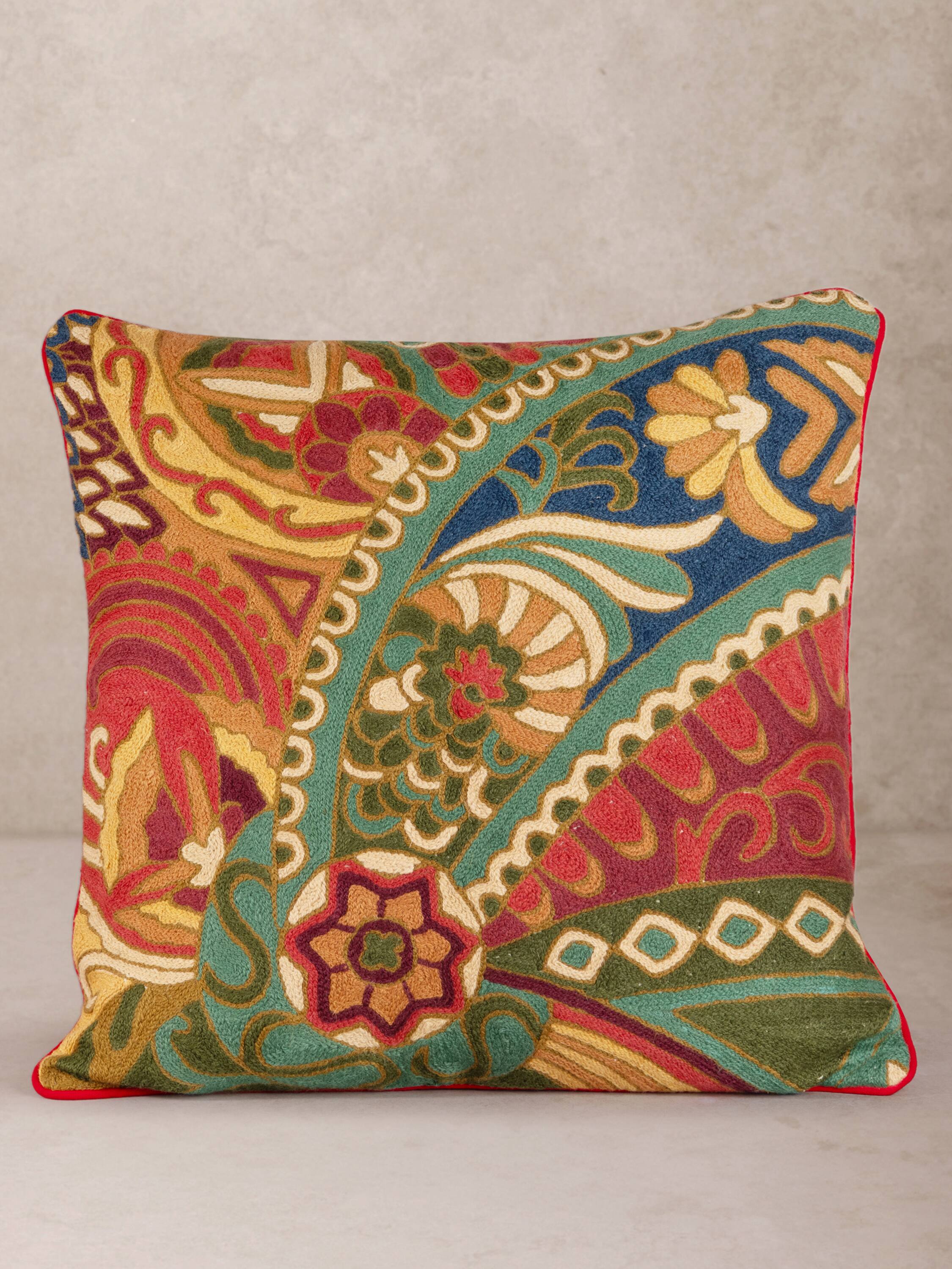 Front. GAURI KOHLI - Sofia Pillow - Multicolored.